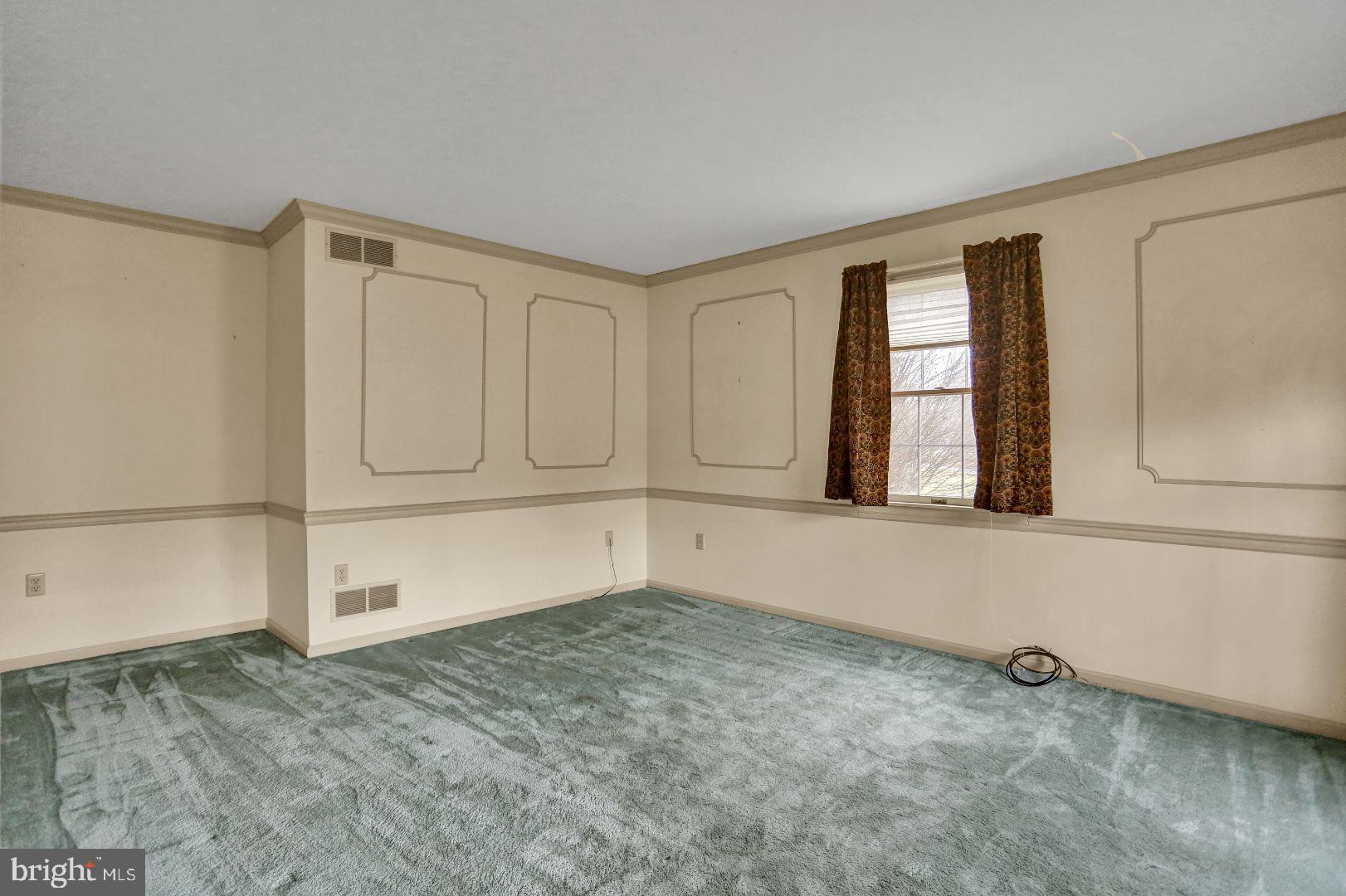 WELLINGTON DOWNES - Residential