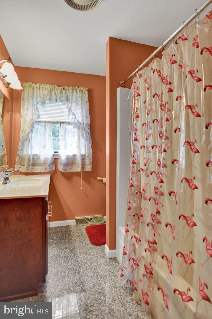 WELLINGTON DOWNES - Residential