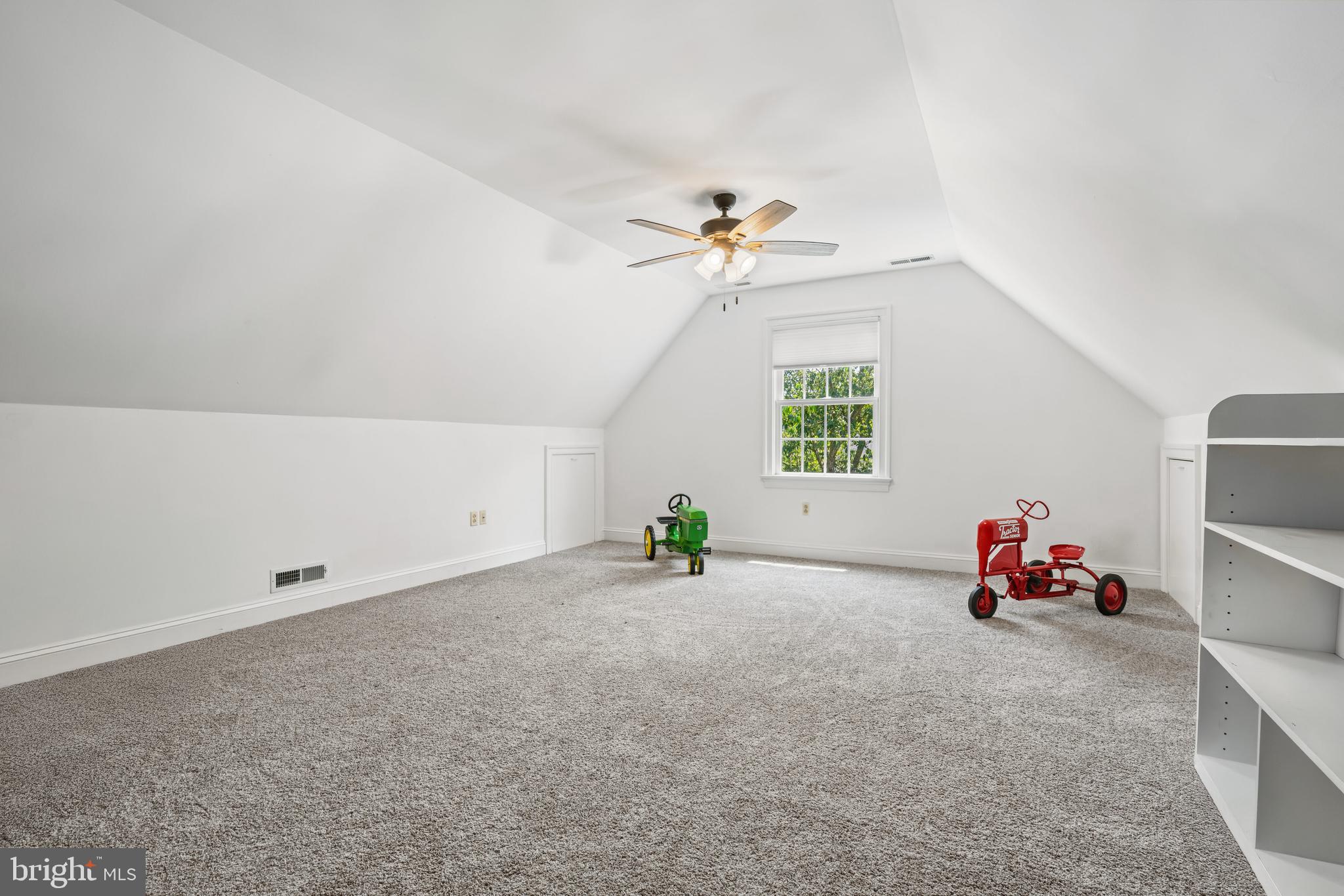 EASTON - Residential