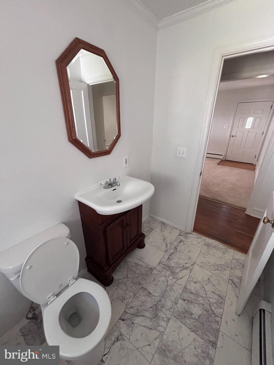 EASTON - Residential Lease