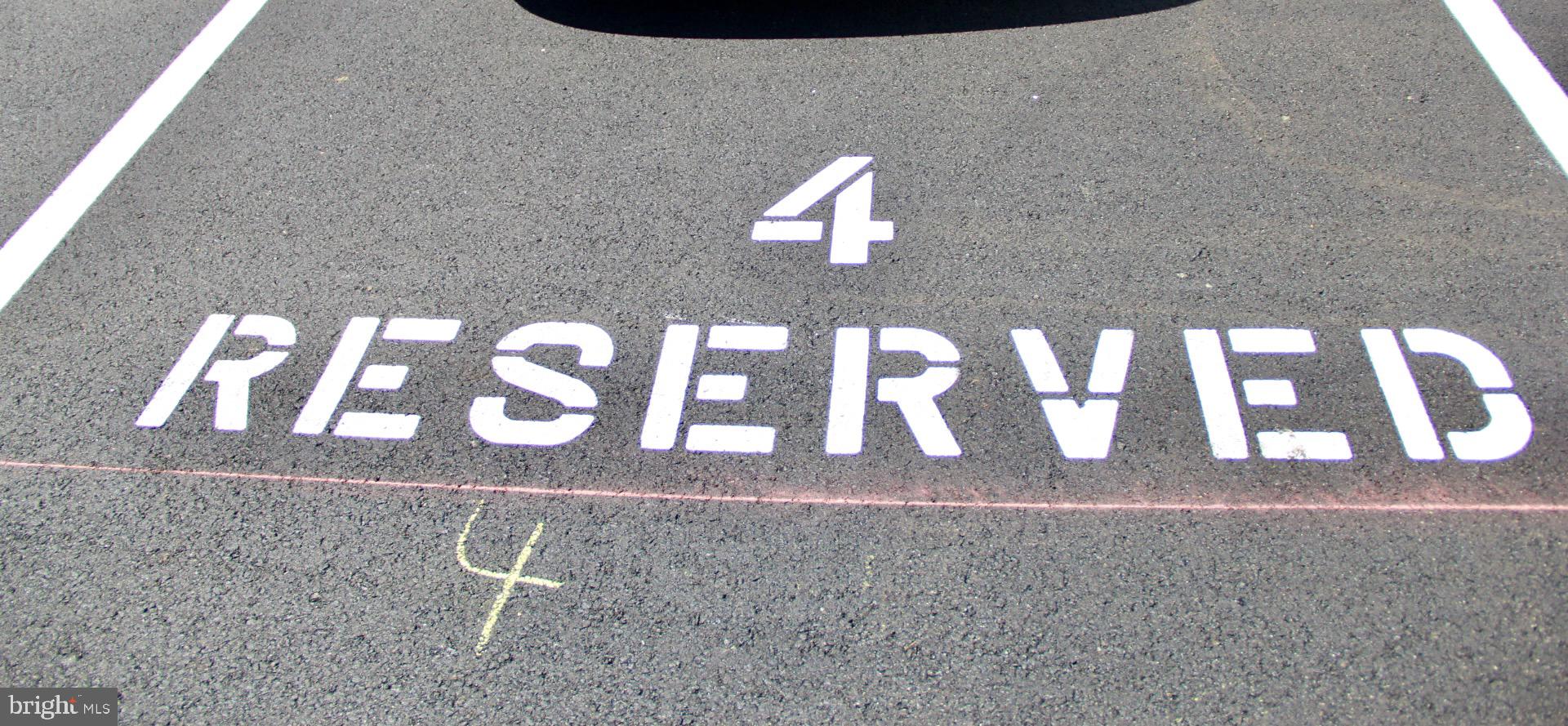 SAXONY SQUARE - Residential