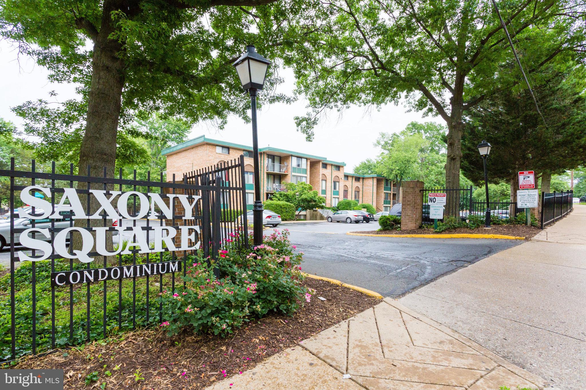 SAXONY SQUARE - Residential