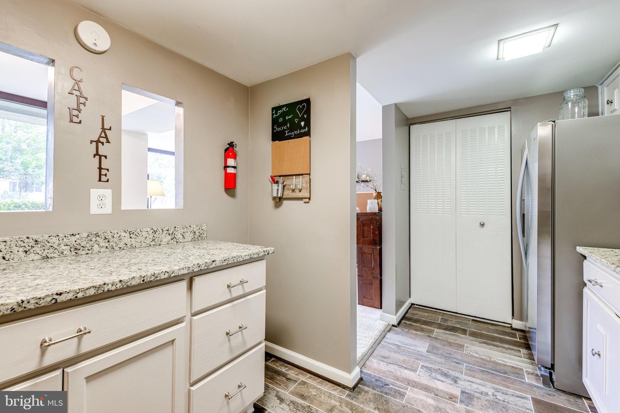 SAXONY SQUARE - Residential