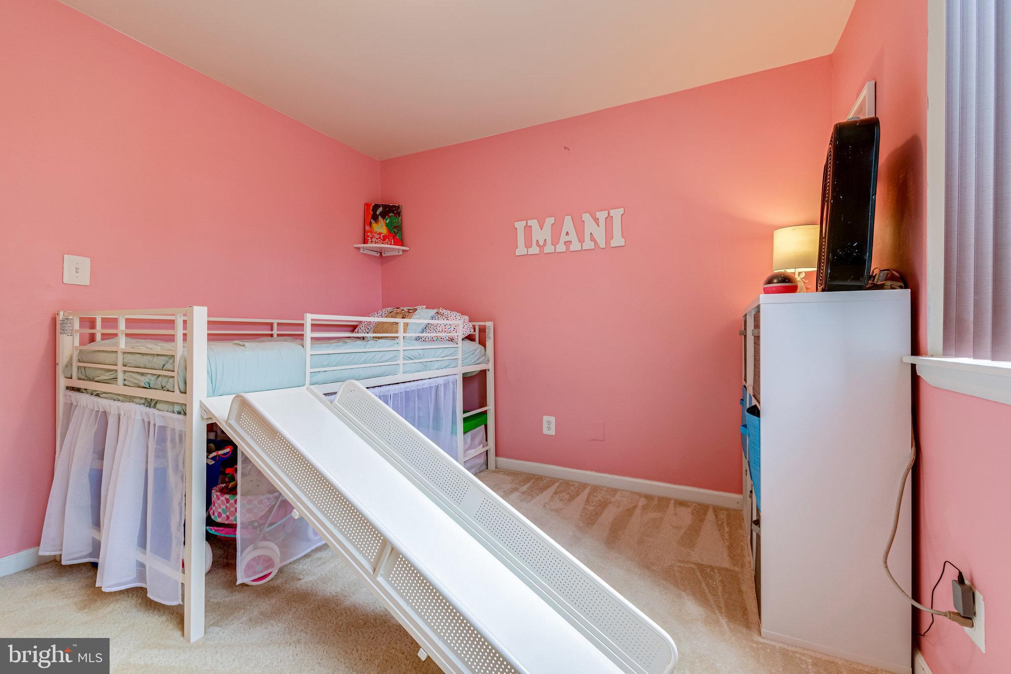 SAXONY SQUARE - Residential