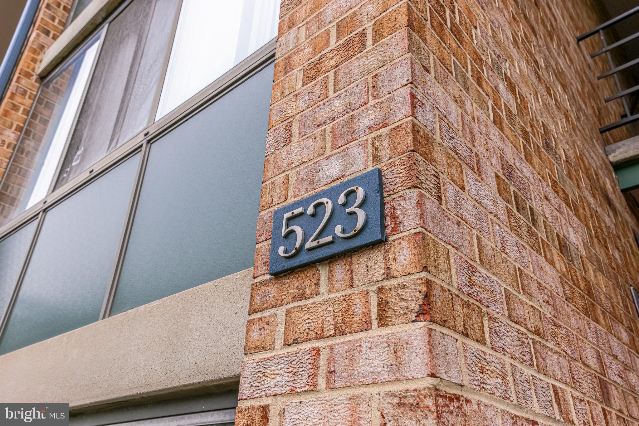 SAXONY SQUARE - Residential