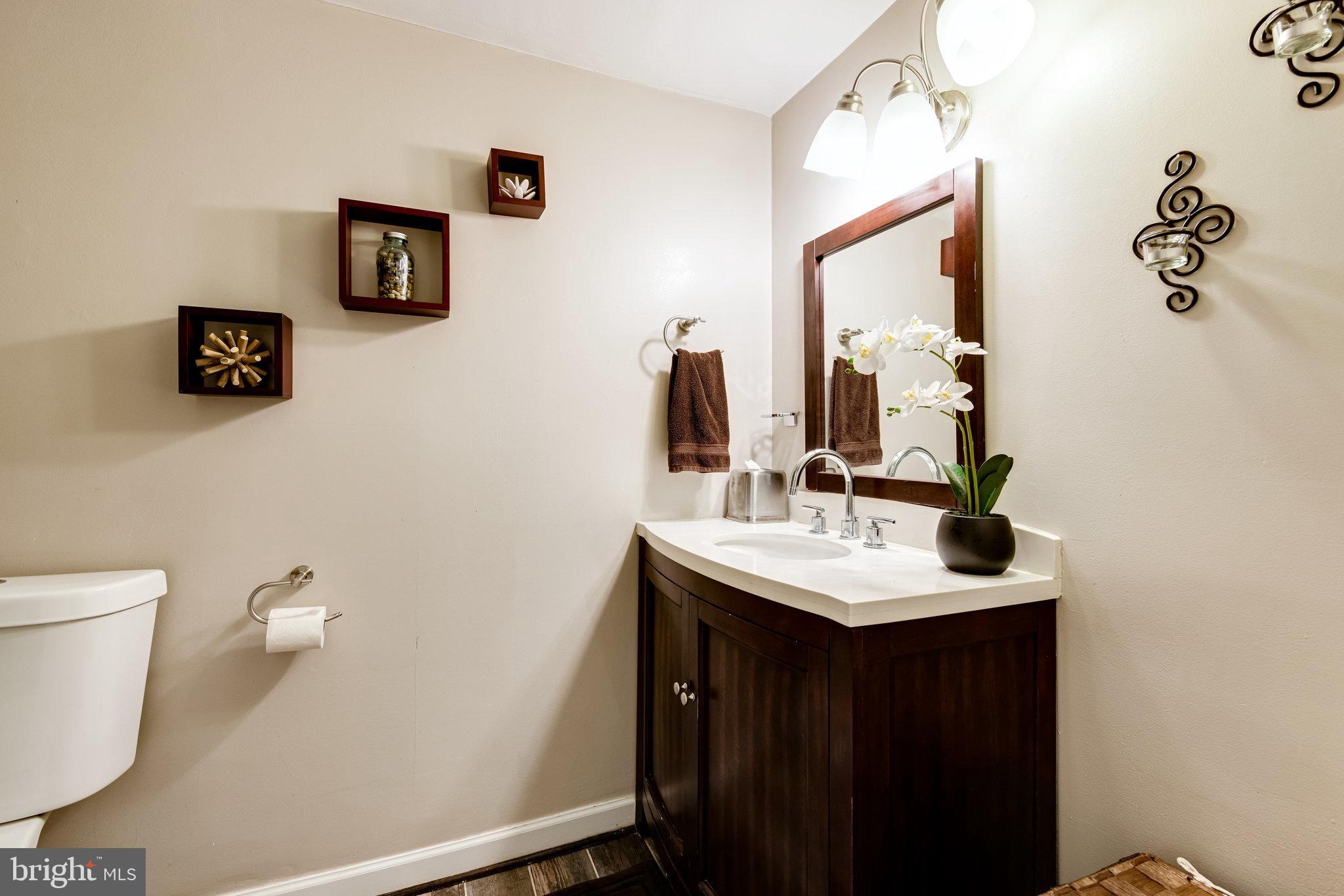 SAXONY SQUARE - Residential