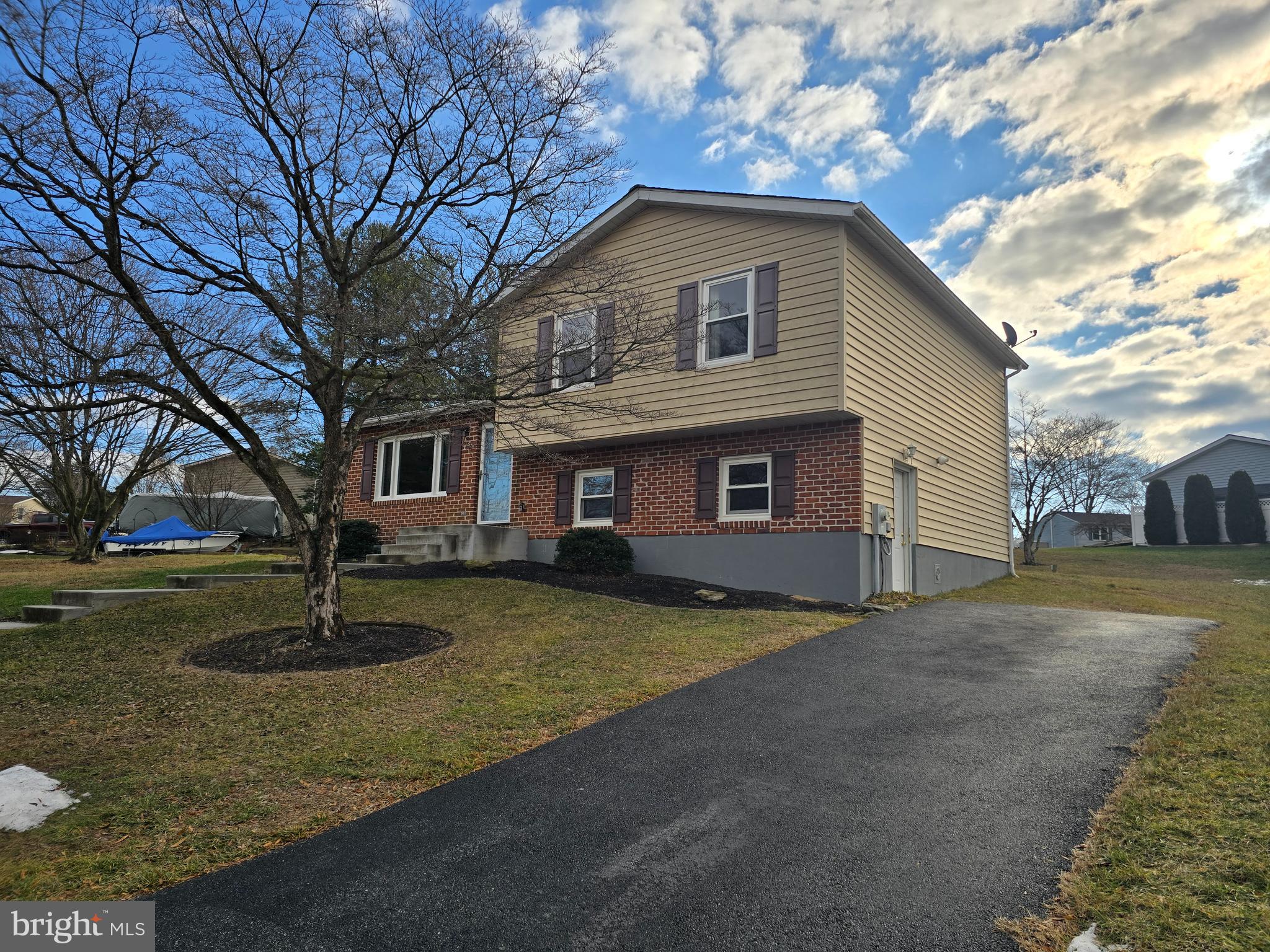 HILLTOP - Residential