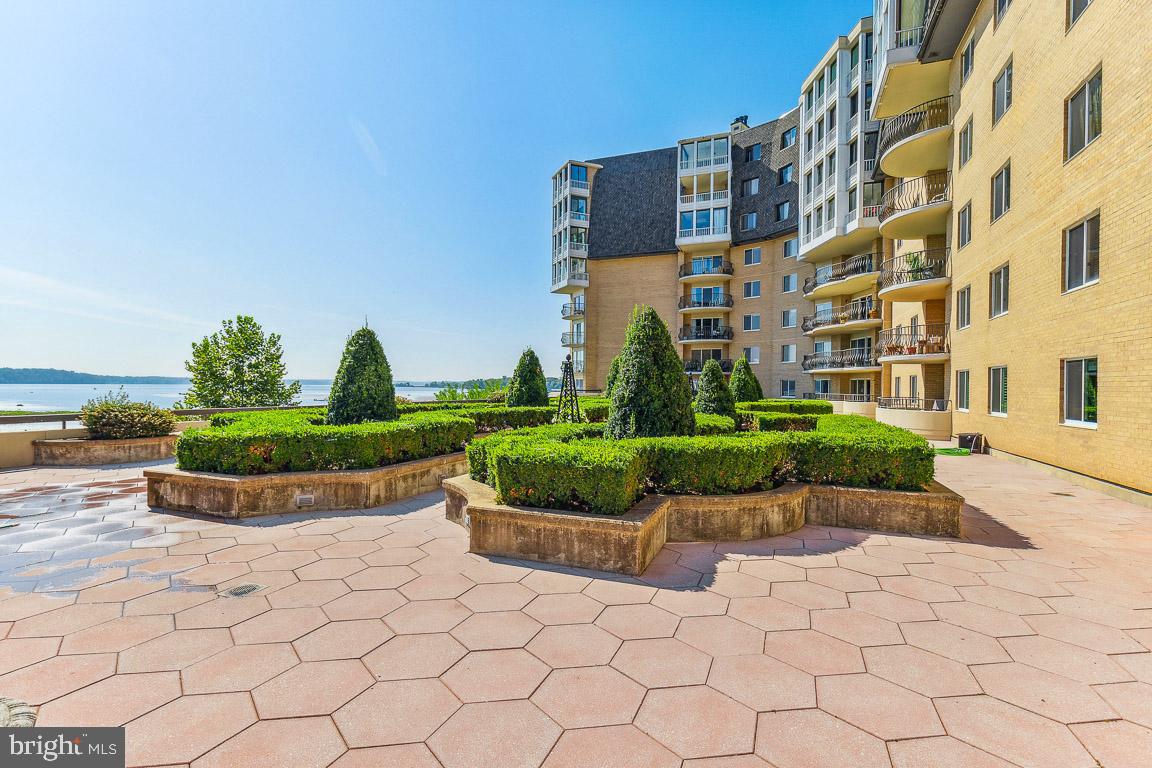 PORTO VECCHIO - Residential Lease