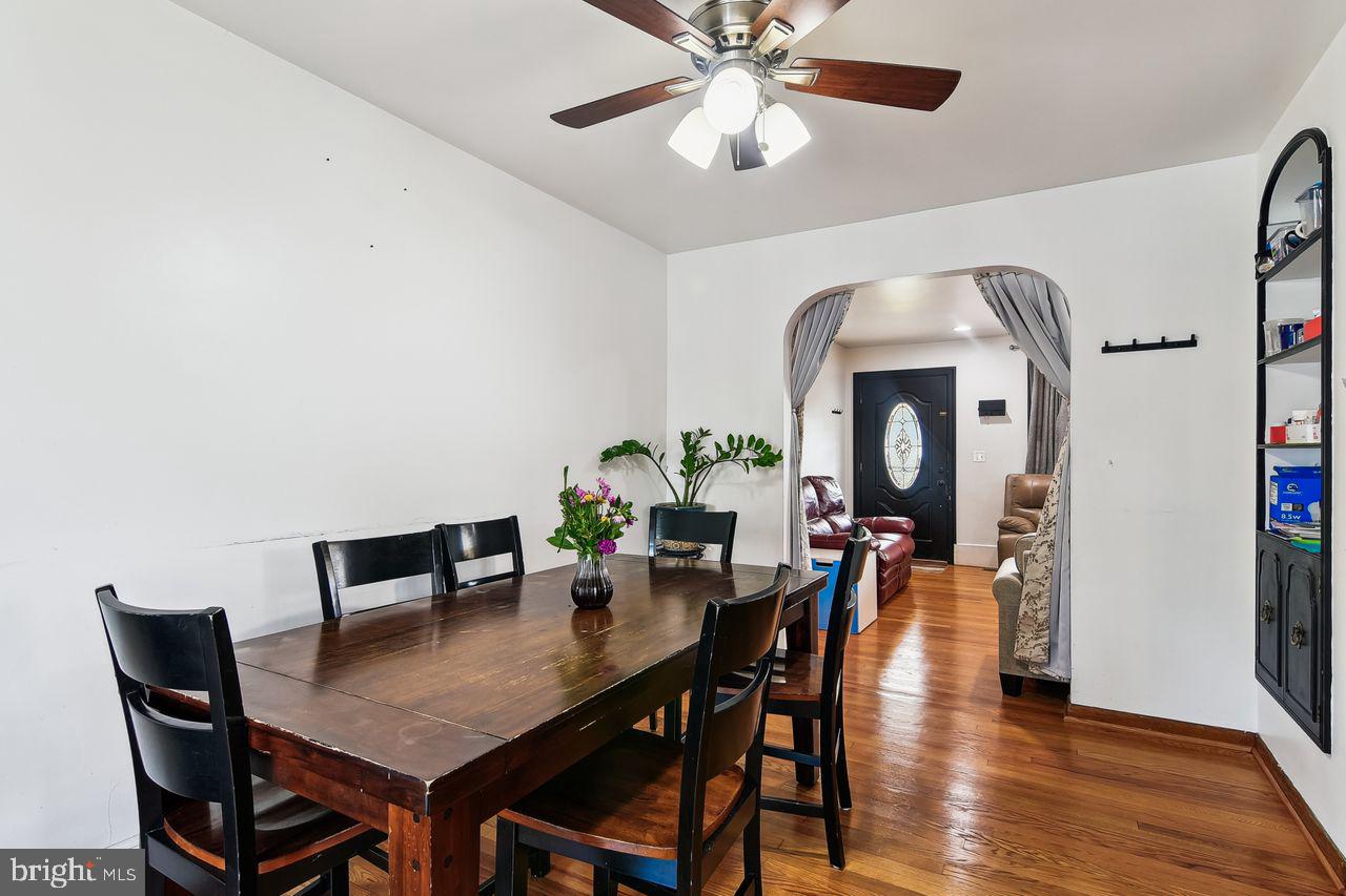 RIDGEWOOD - Residential