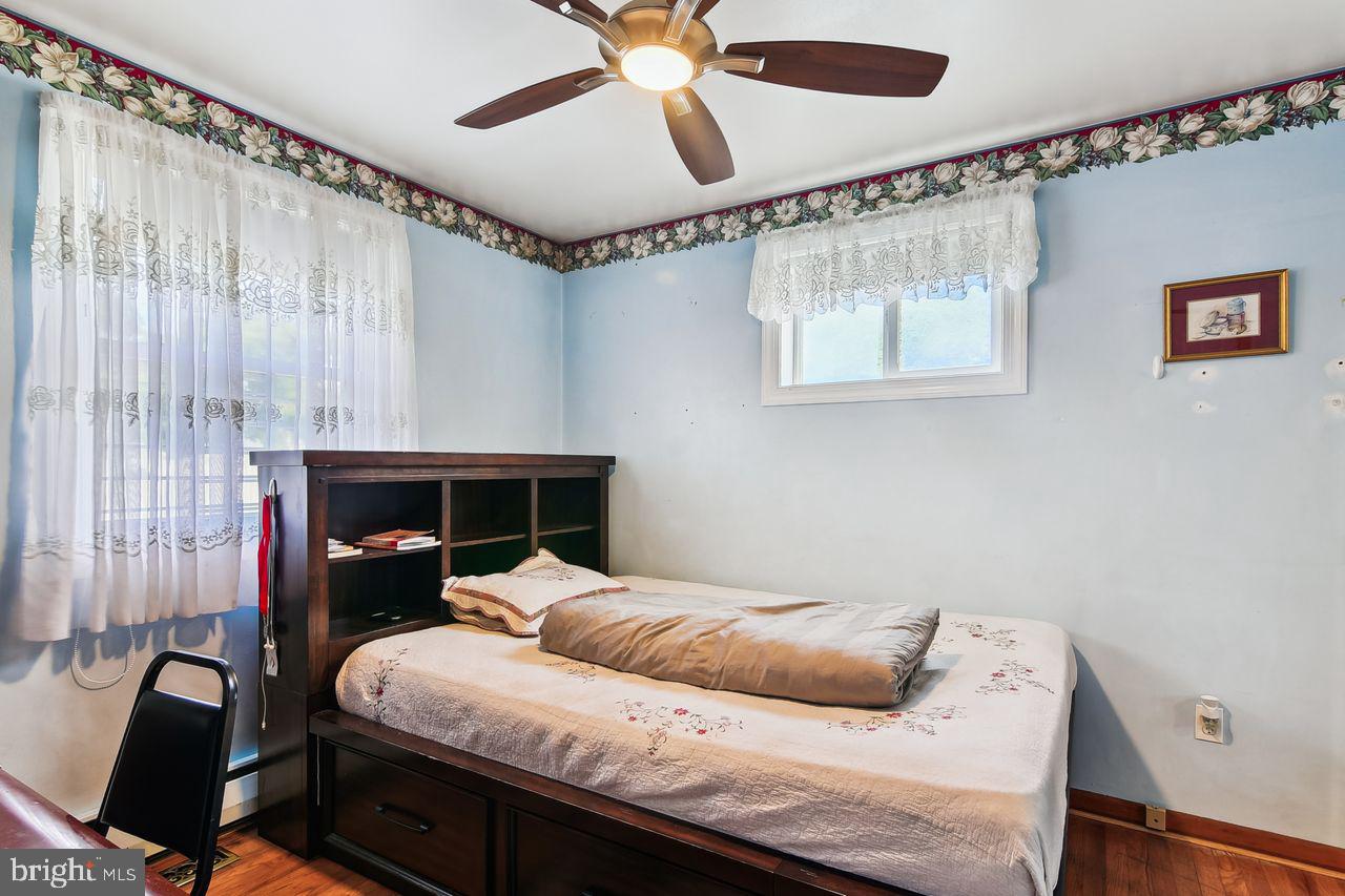 RIDGEWOOD - Residential