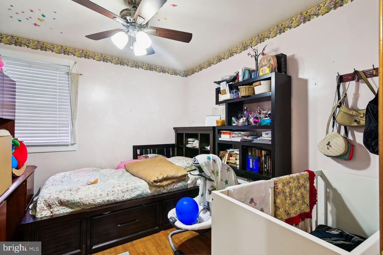 RIDGEWOOD - Residential