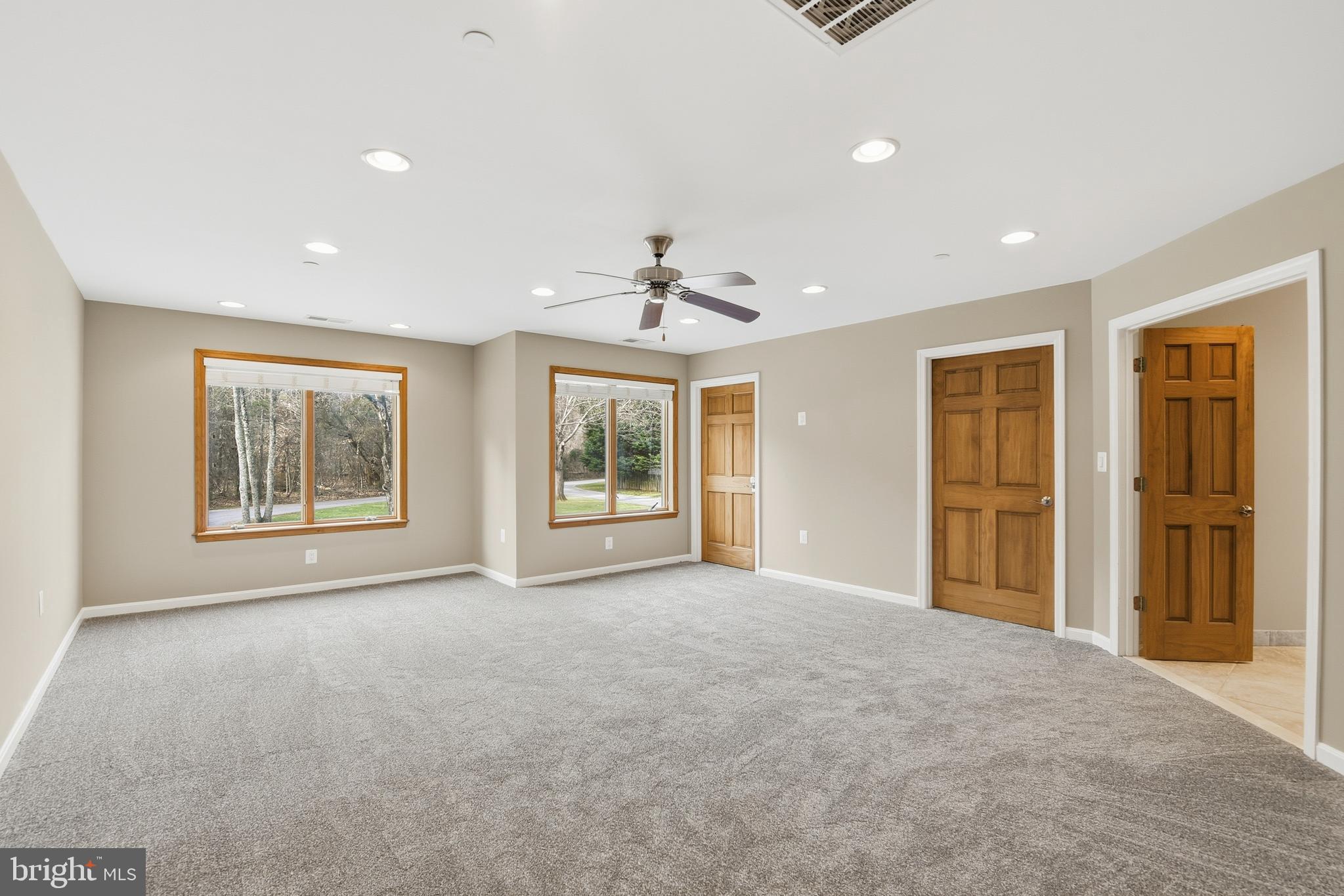 PARADISE BEACH - Residential