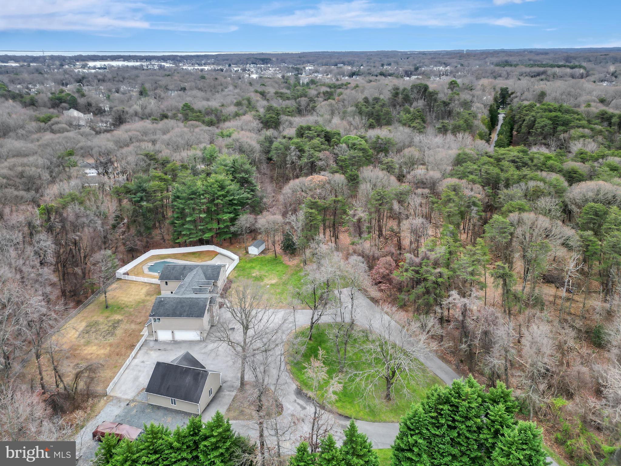 PARADISE BEACH - Residential