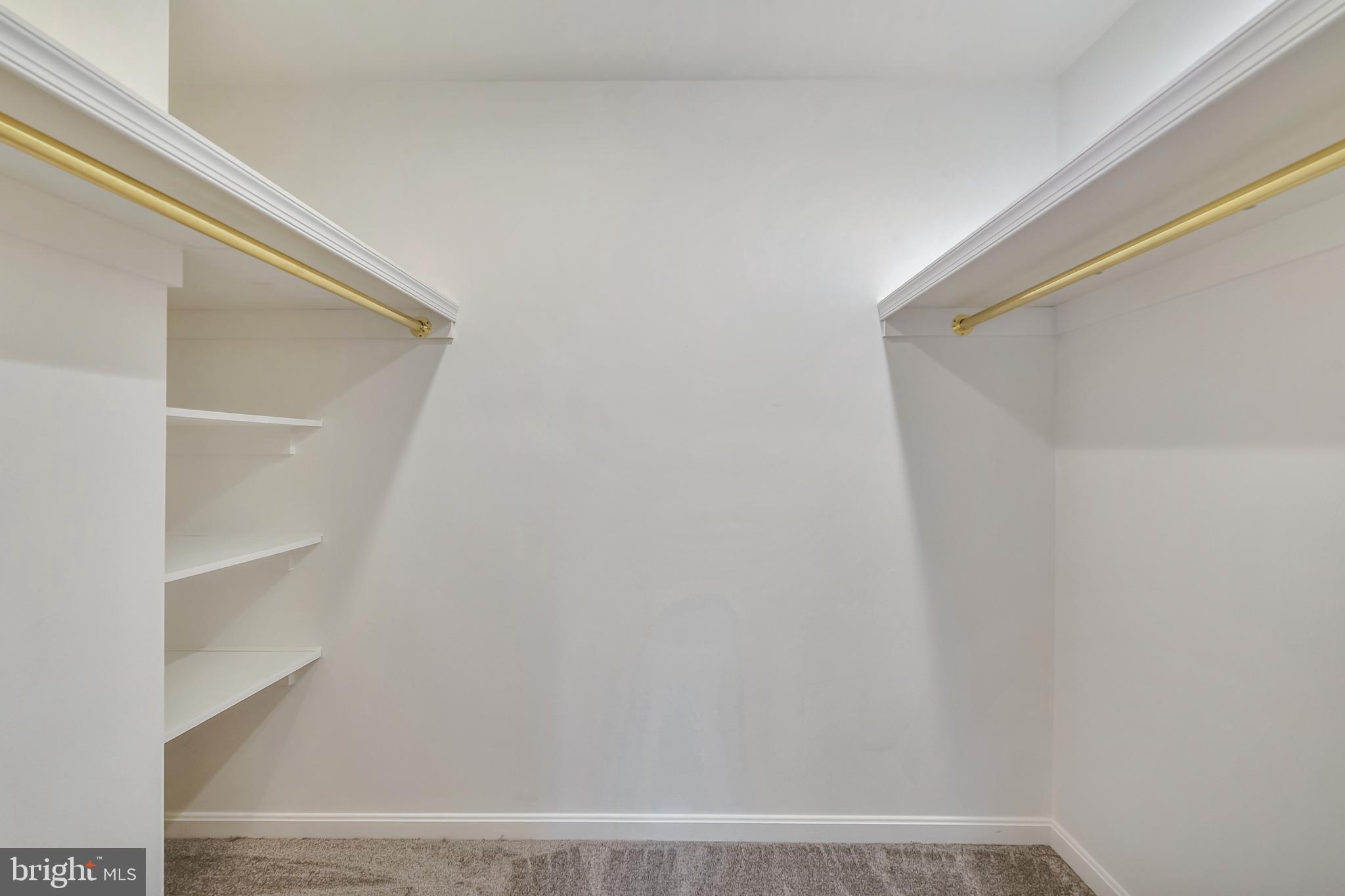 PARADISE BEACH - Residential