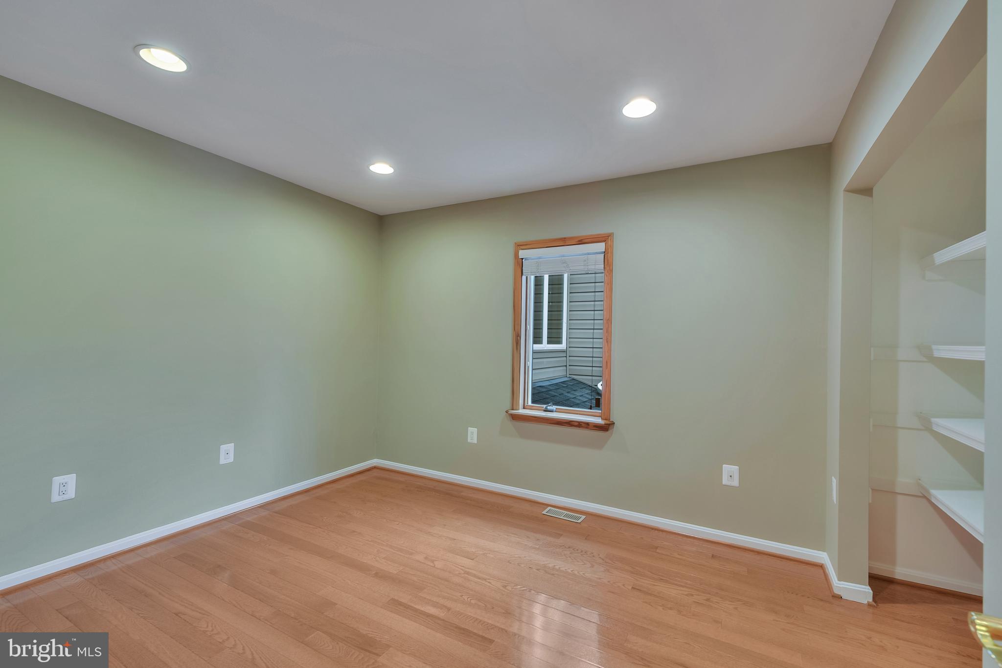 PARADISE BEACH - Residential