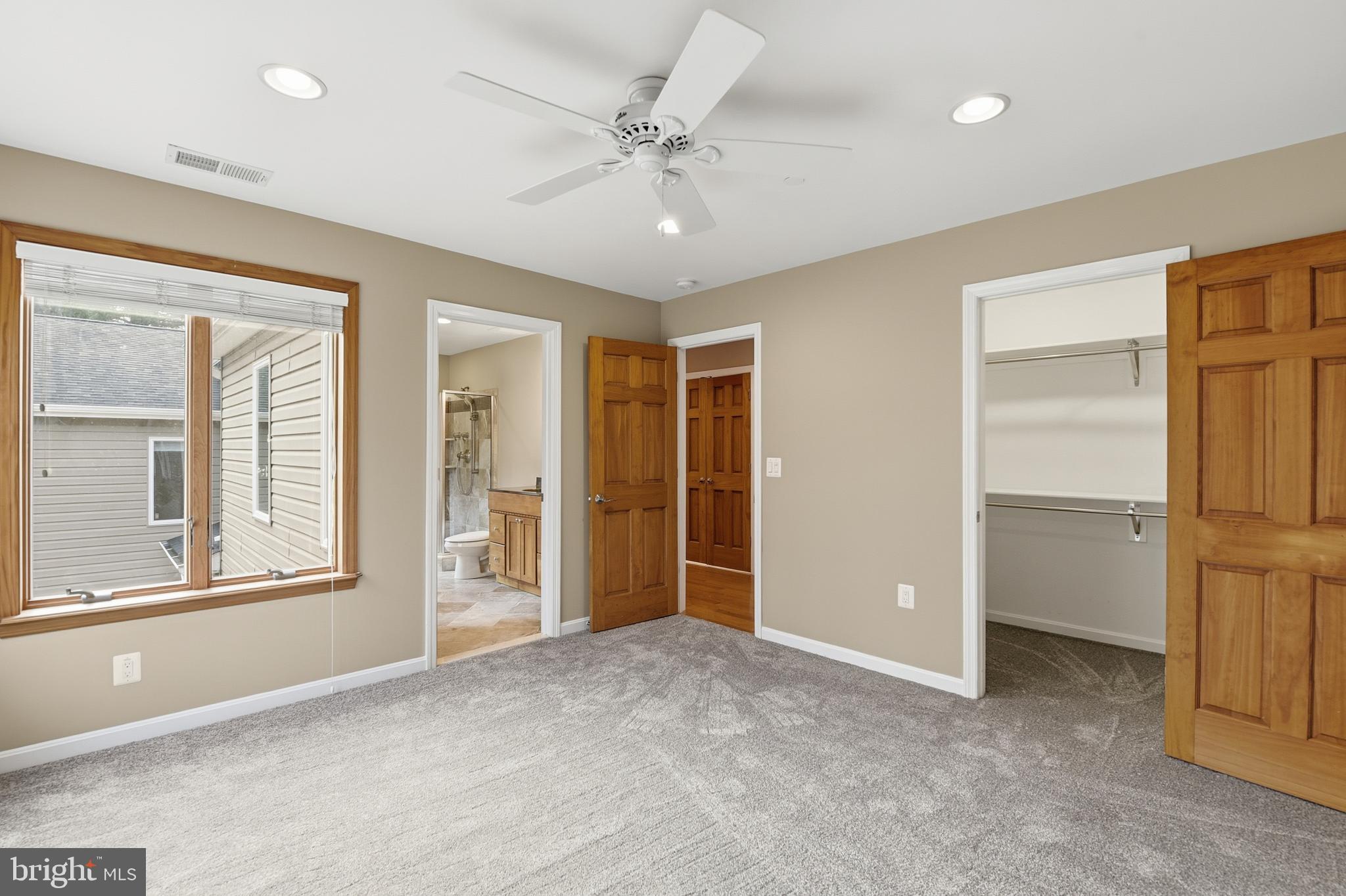 PARADISE BEACH - Residential