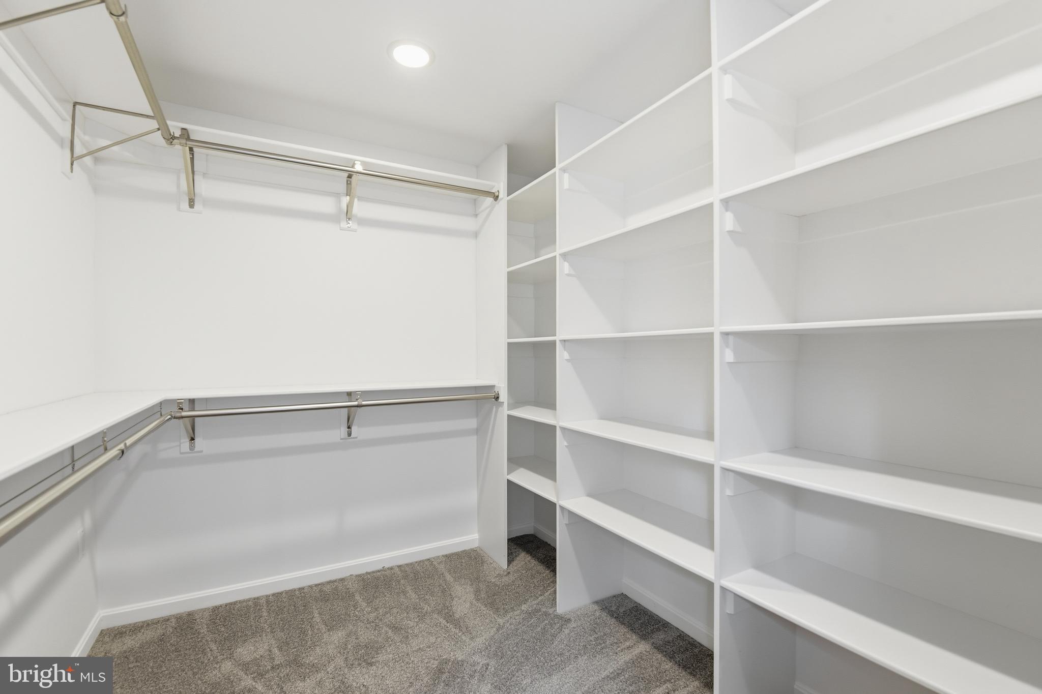 PARADISE BEACH - Residential