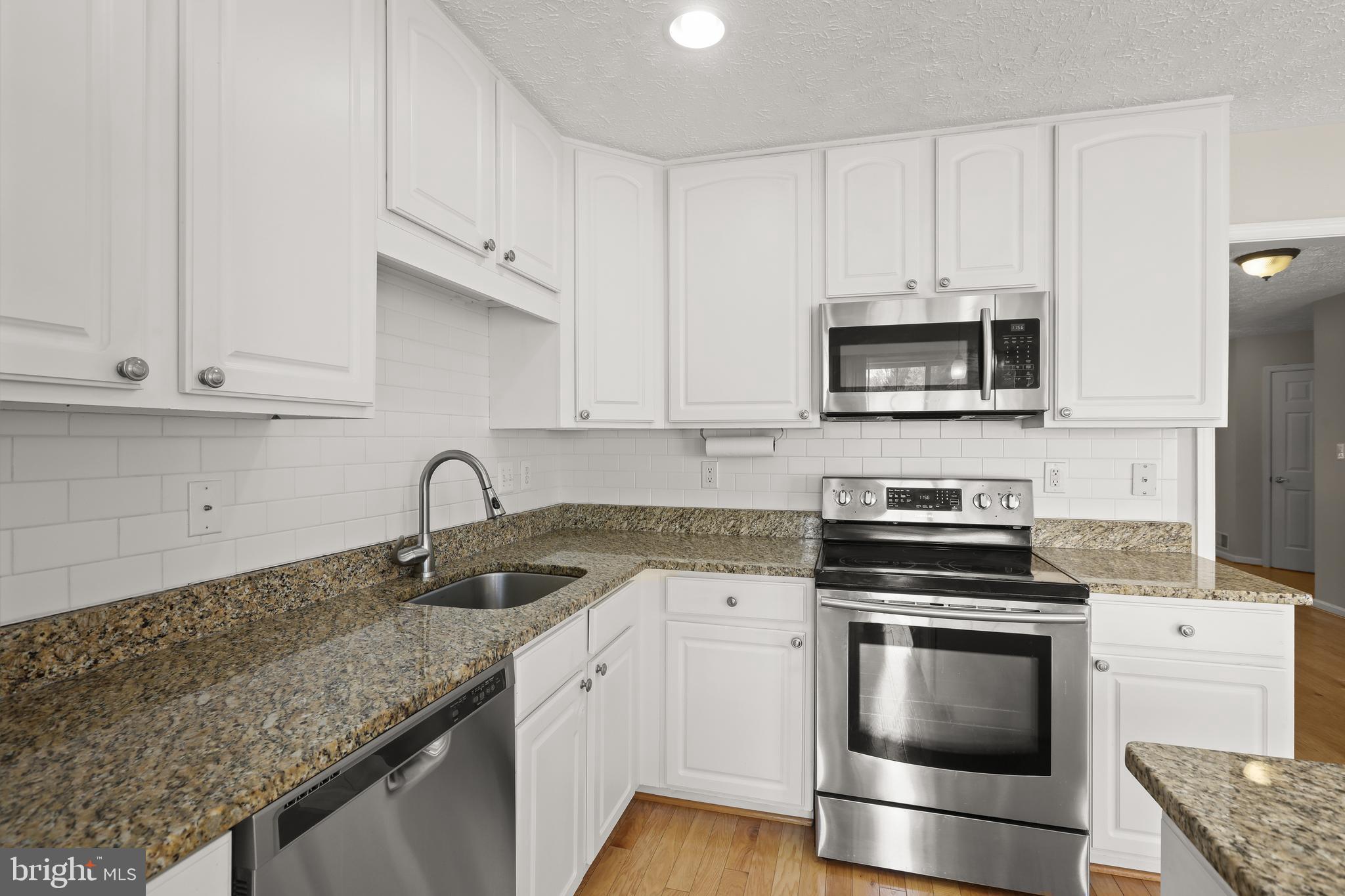 DEER SPRING - Residential