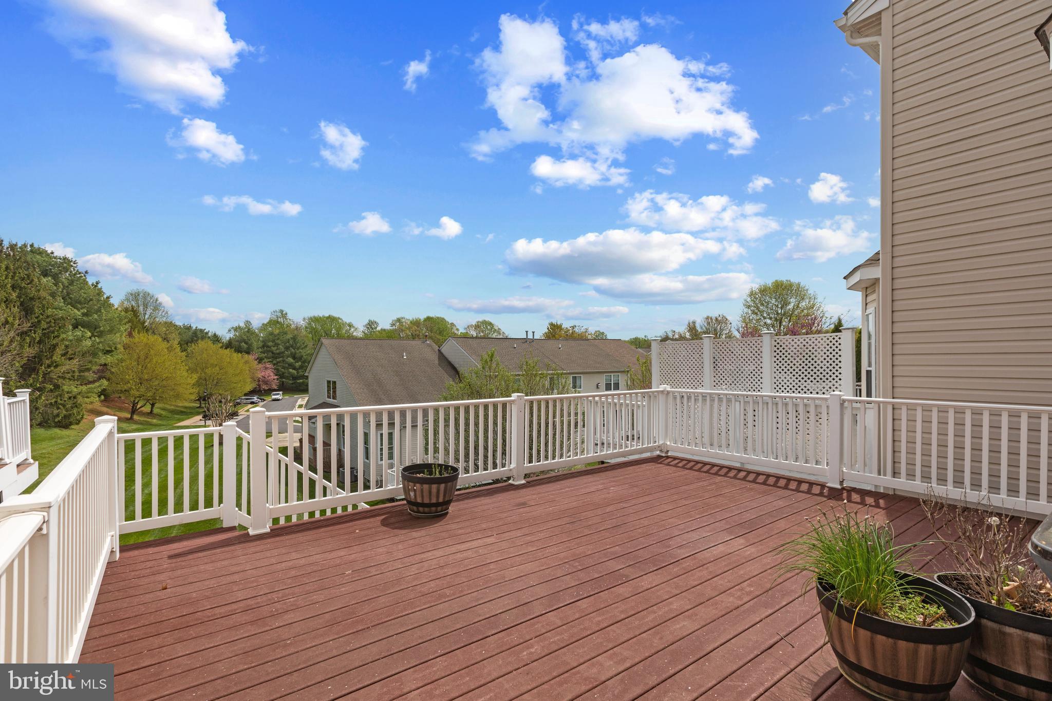 DEER SPRING - Residential