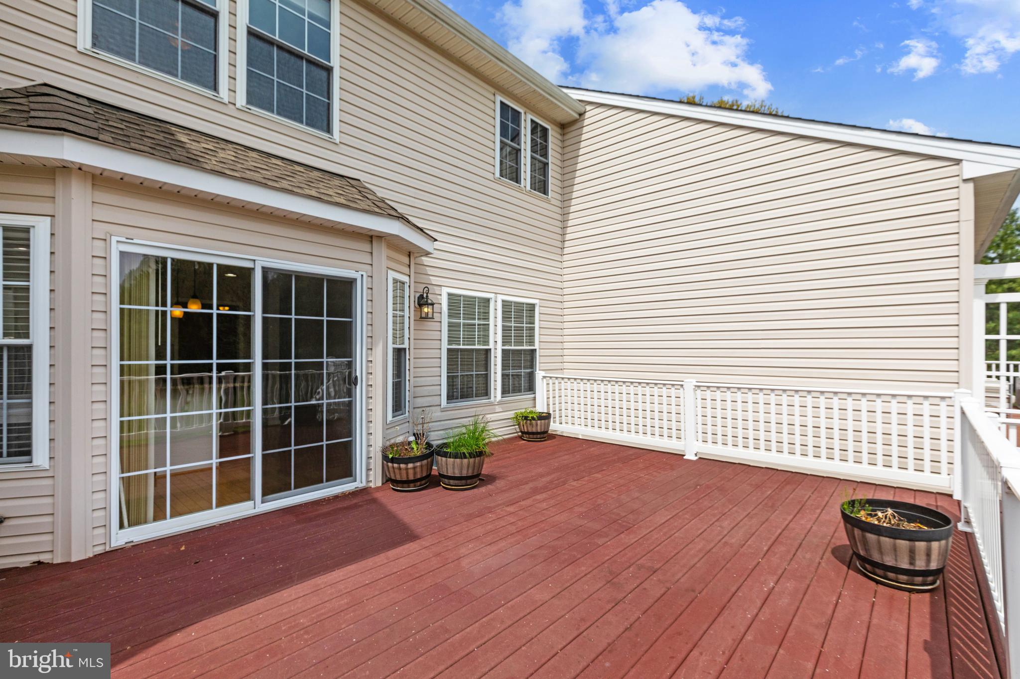 DEER SPRING - Residential