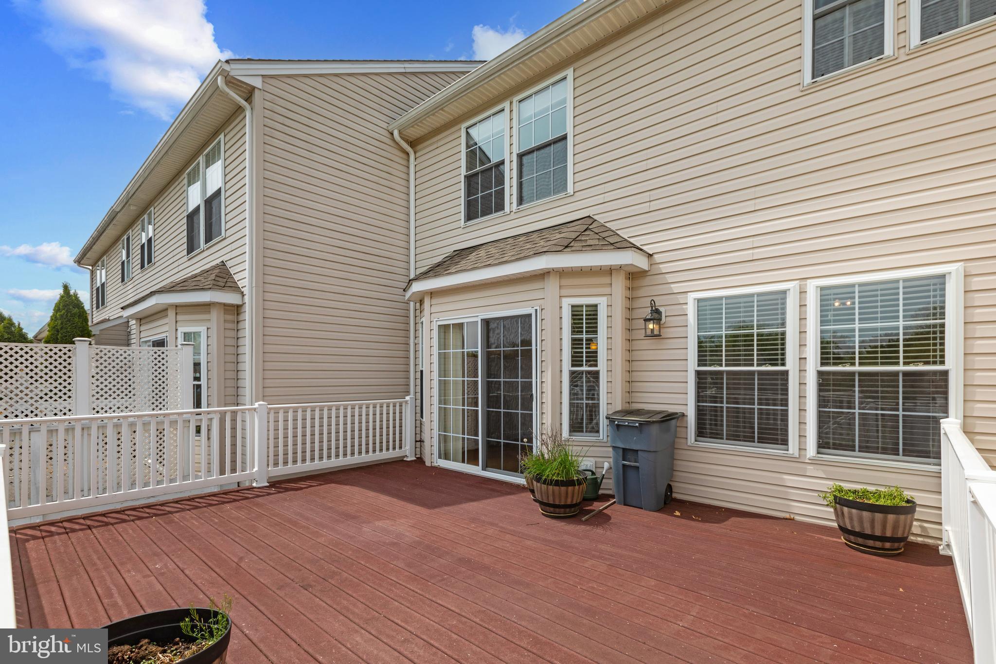 DEER SPRING - Residential