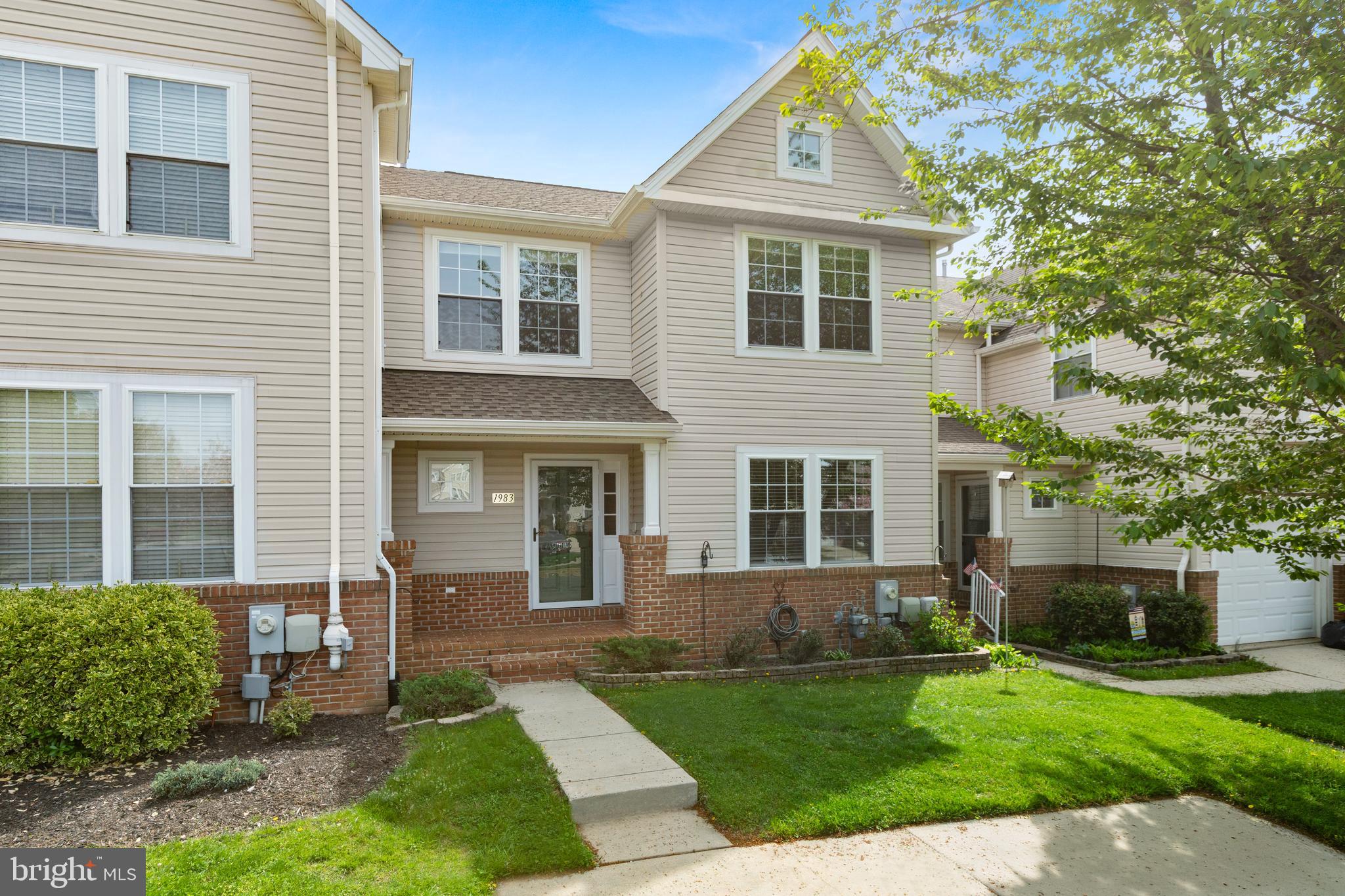 DEER SPRING - Residential