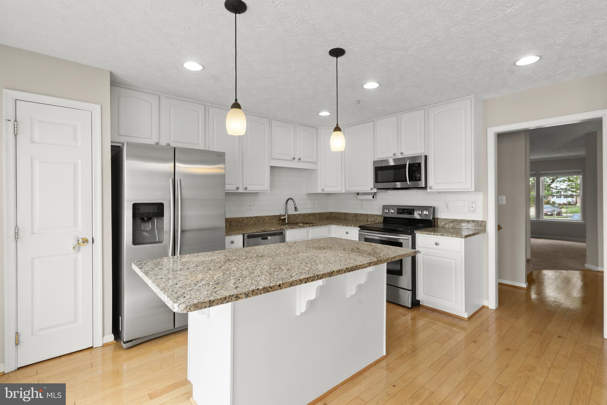 DEER SPRING - Residential