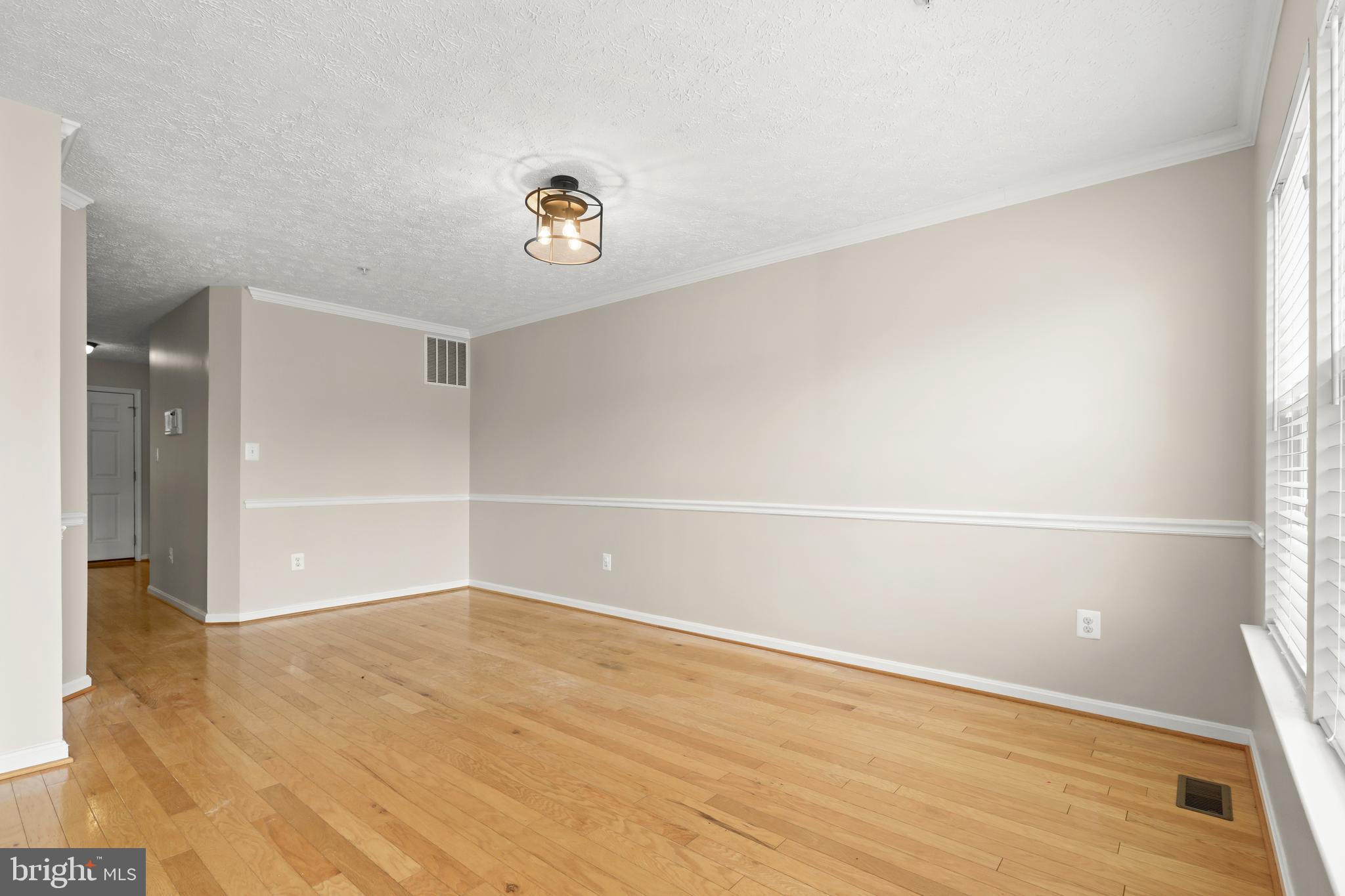 DEER SPRING - Residential