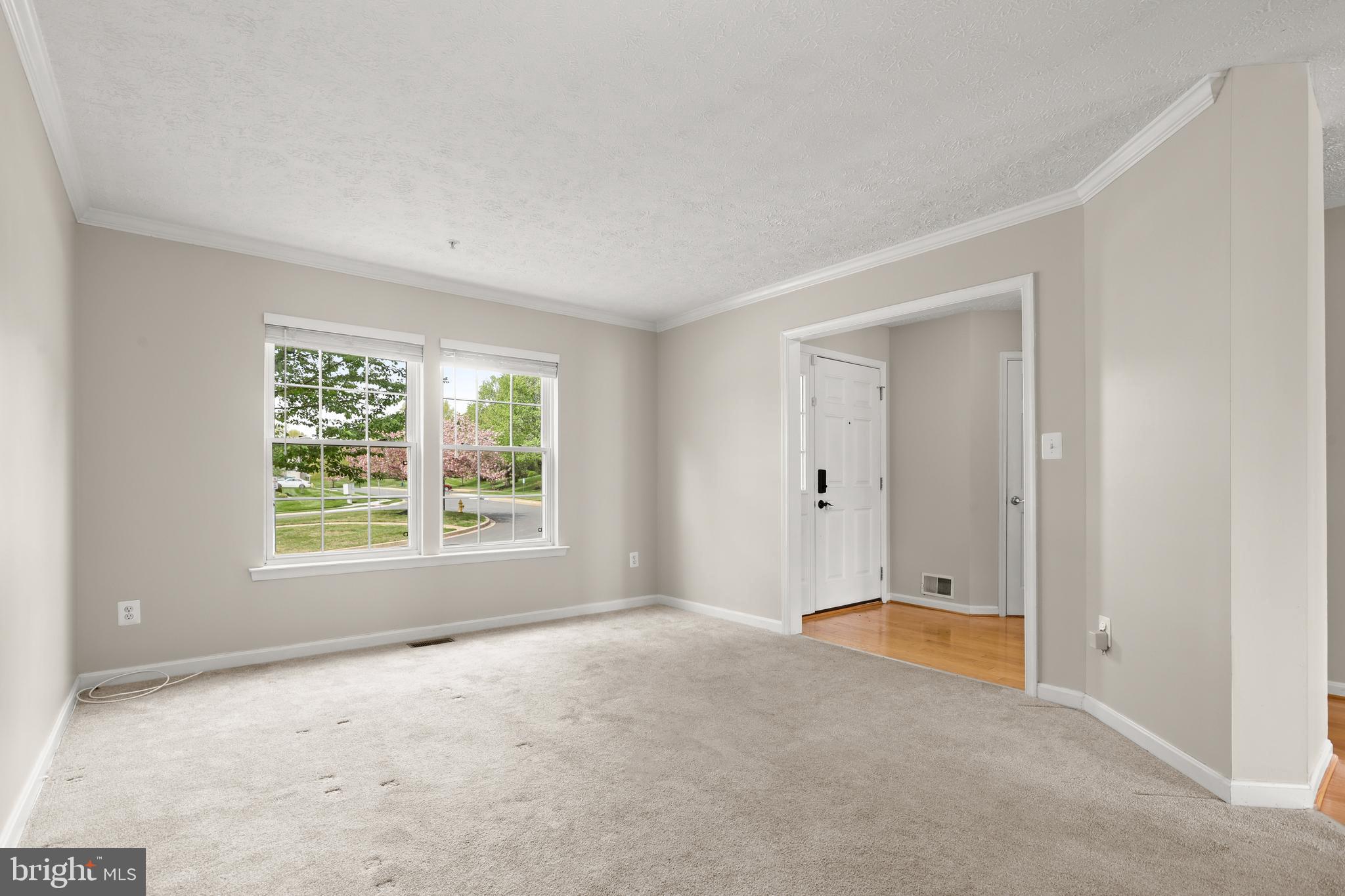 DEER SPRING - Residential