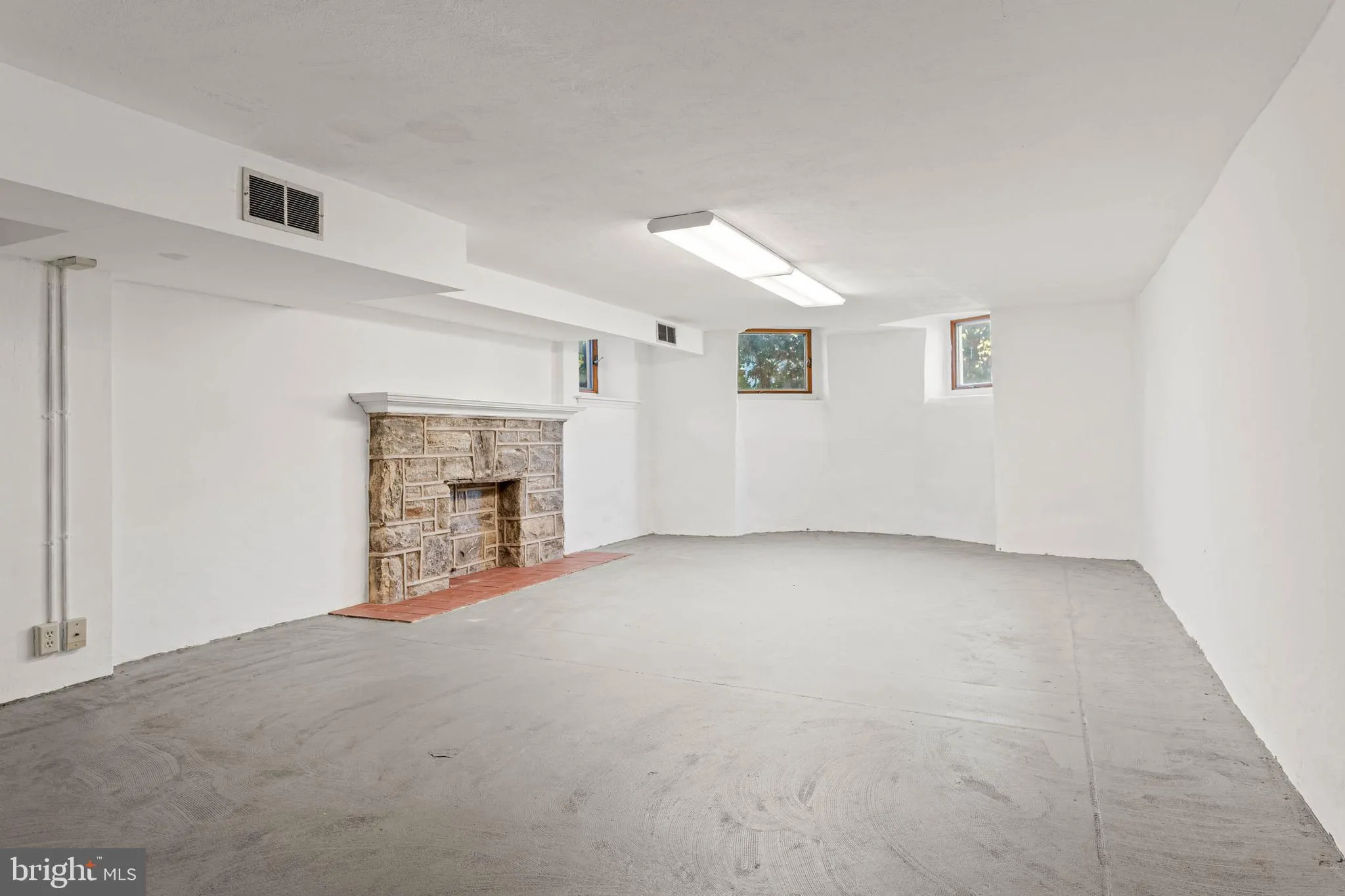 Lansdowne, Pennsylvania 19050, United States, 3 Bedrooms Bedrooms, ,3 BathroomsBathrooms,Residential,Active,232109