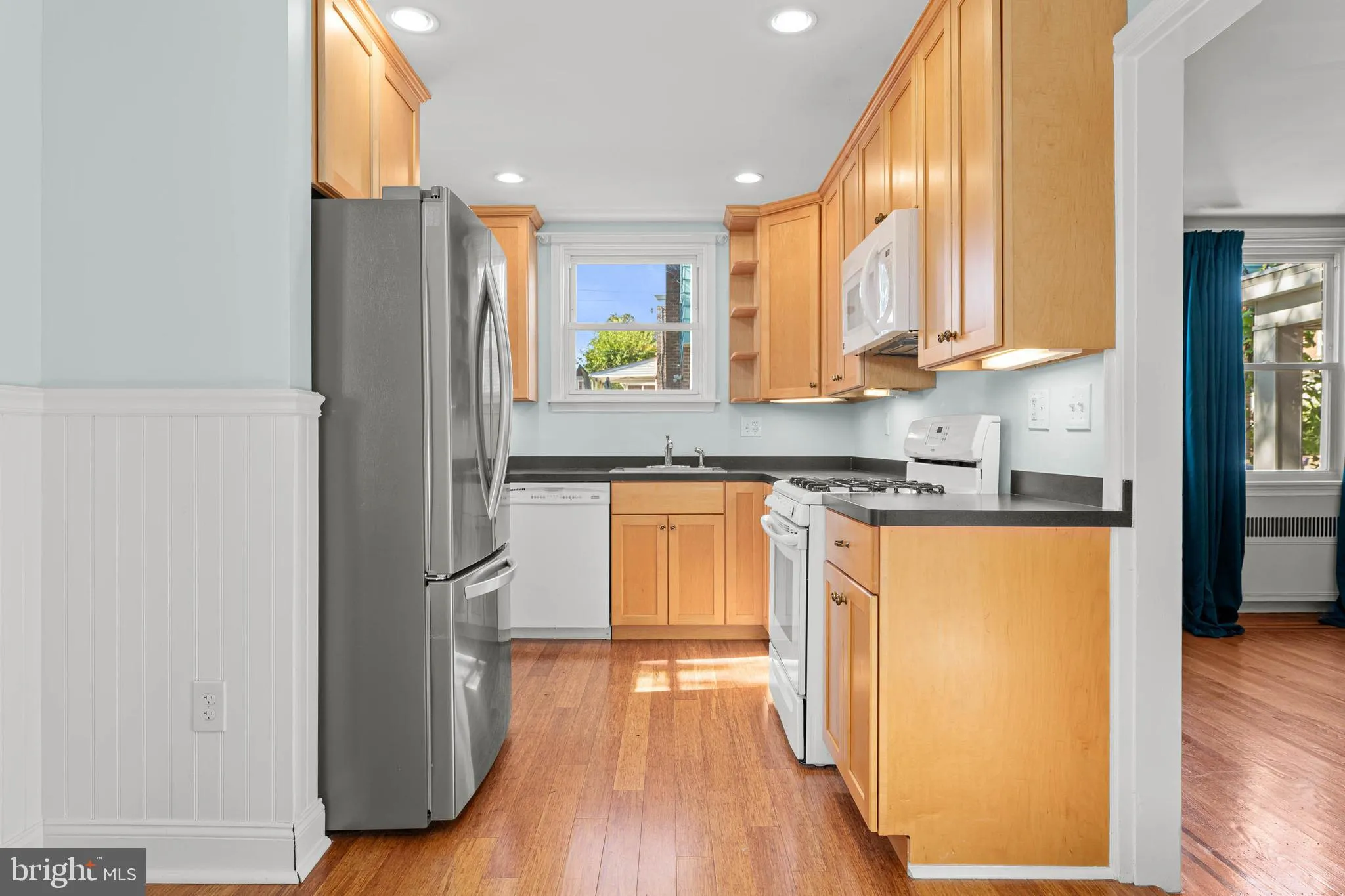 Lansdowne, Pennsylvania 19050, United States, 3 Bedrooms Bedrooms, ,3 BathroomsBathrooms,Residential,Active,232109