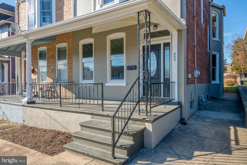 Photo of 823 Locust Street, Columbia, PA 17512 (MLS # PALA2047020)