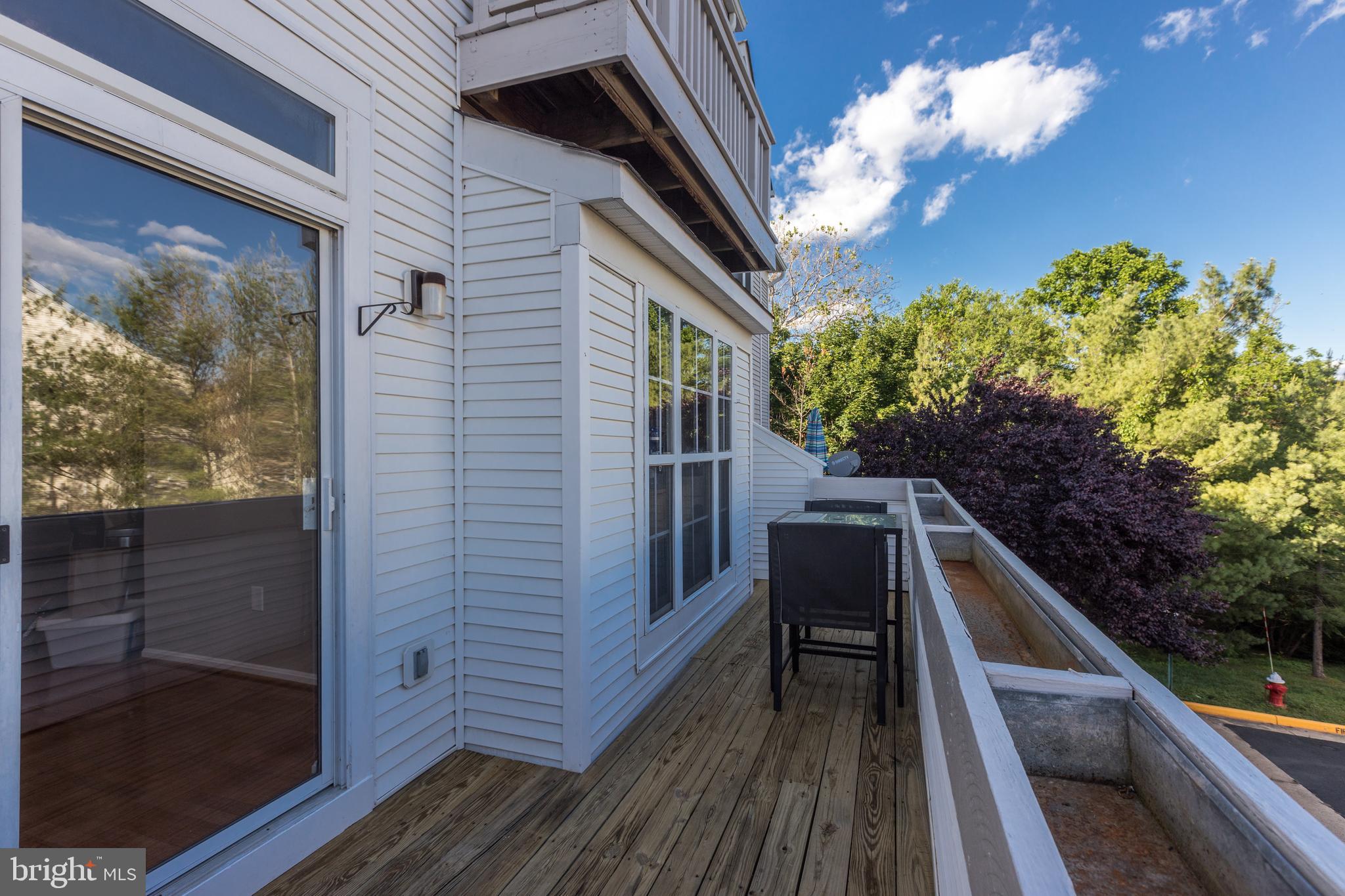 ASHBURN VILLAGE - Residential