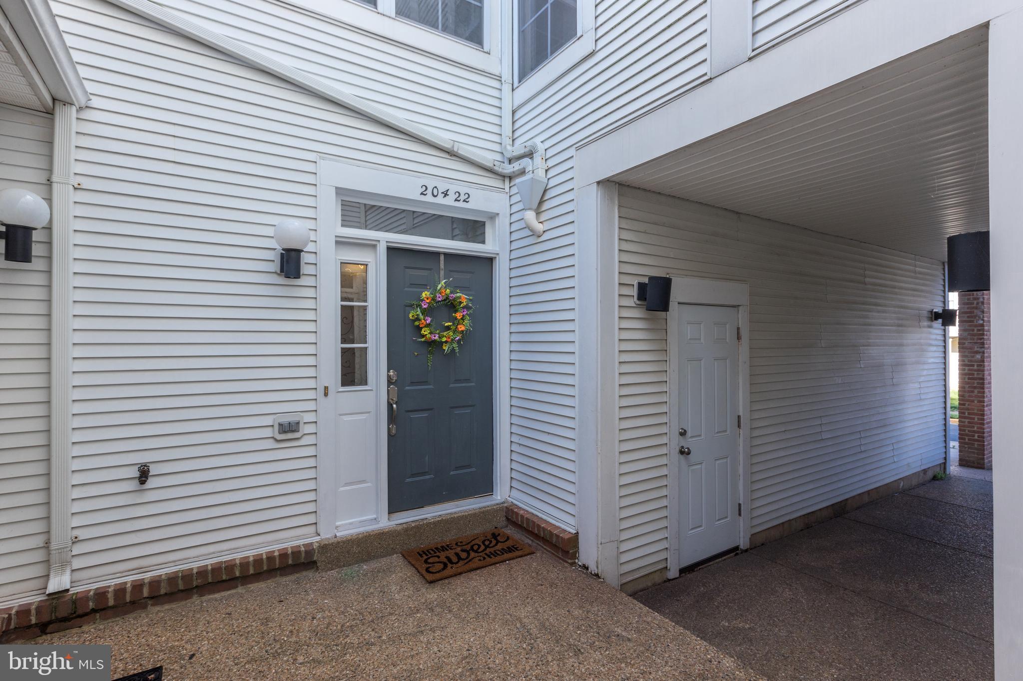 ASHBURN VILLAGE - Residential