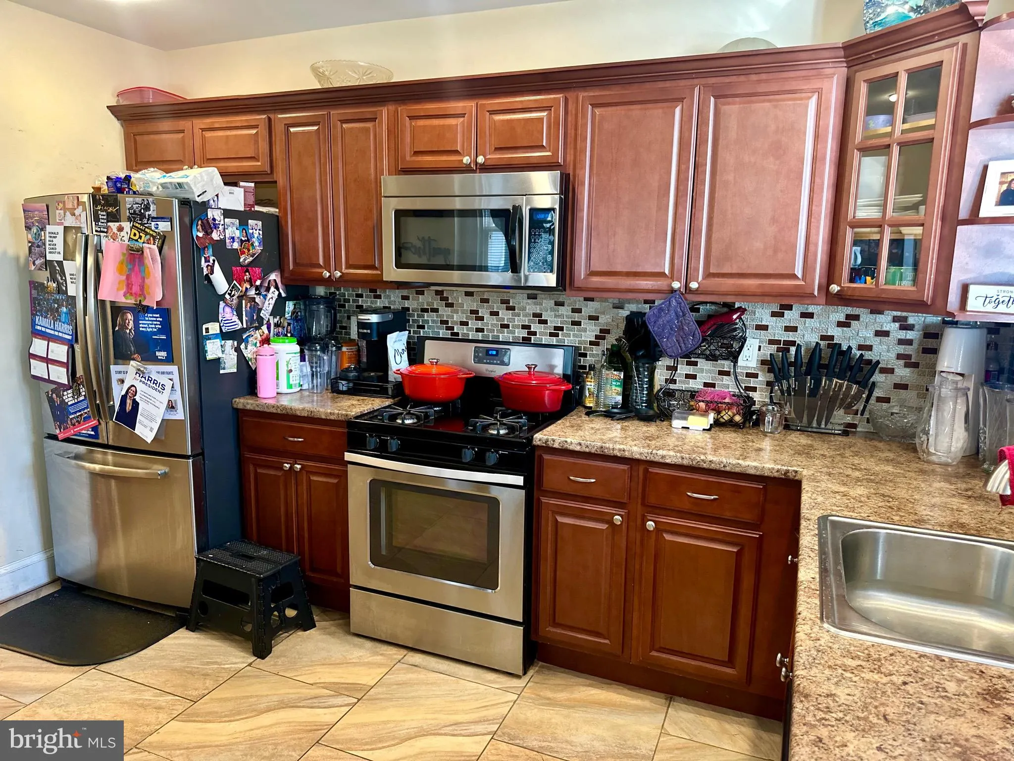 Philadelphia, Pennsylvania 19131, United States, 3 Bedrooms Bedrooms, ,3 BathroomsBathrooms,Residential,Contingent,23203