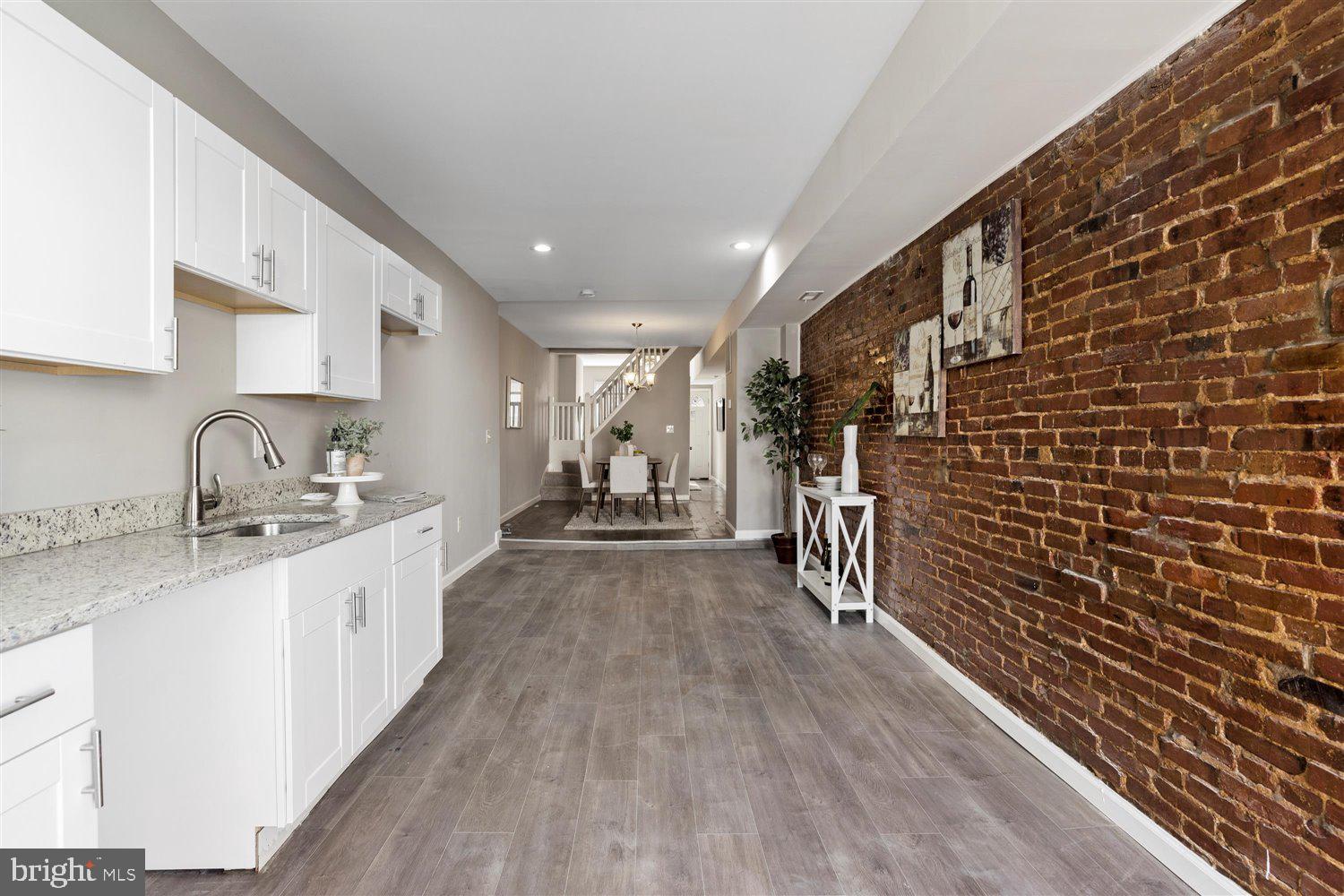 MCELDERRY PARK - Residential Lease