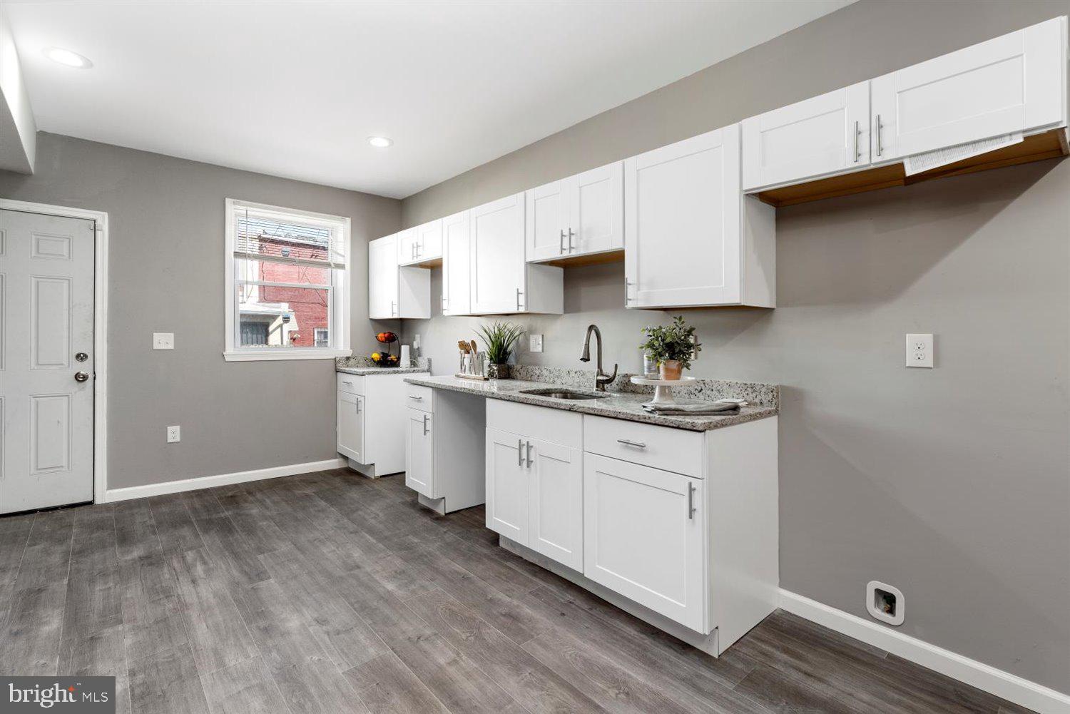 MCELDERRY PARK - Residential Lease