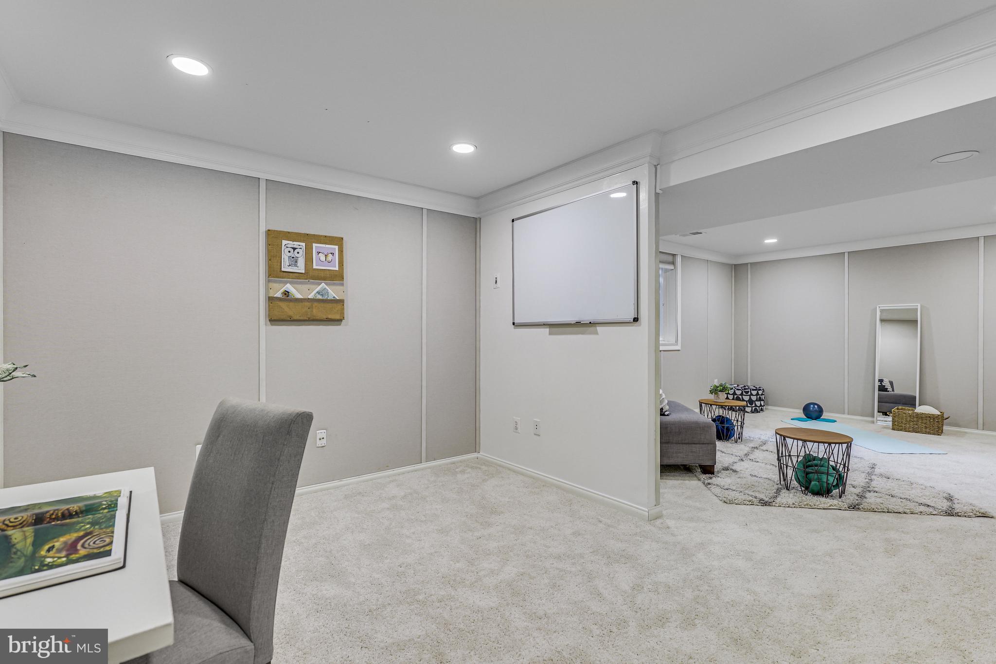 PEPPER TREE - Residential