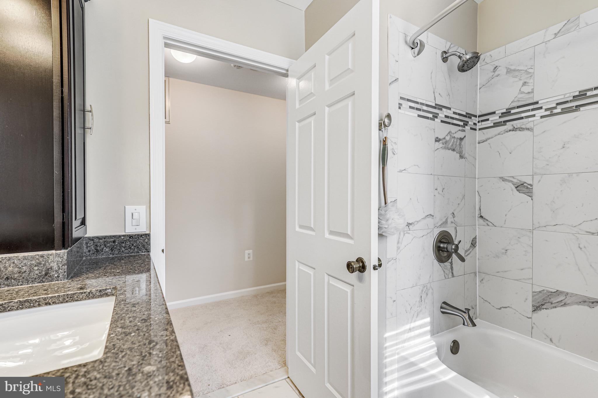 PEPPER TREE - Residential