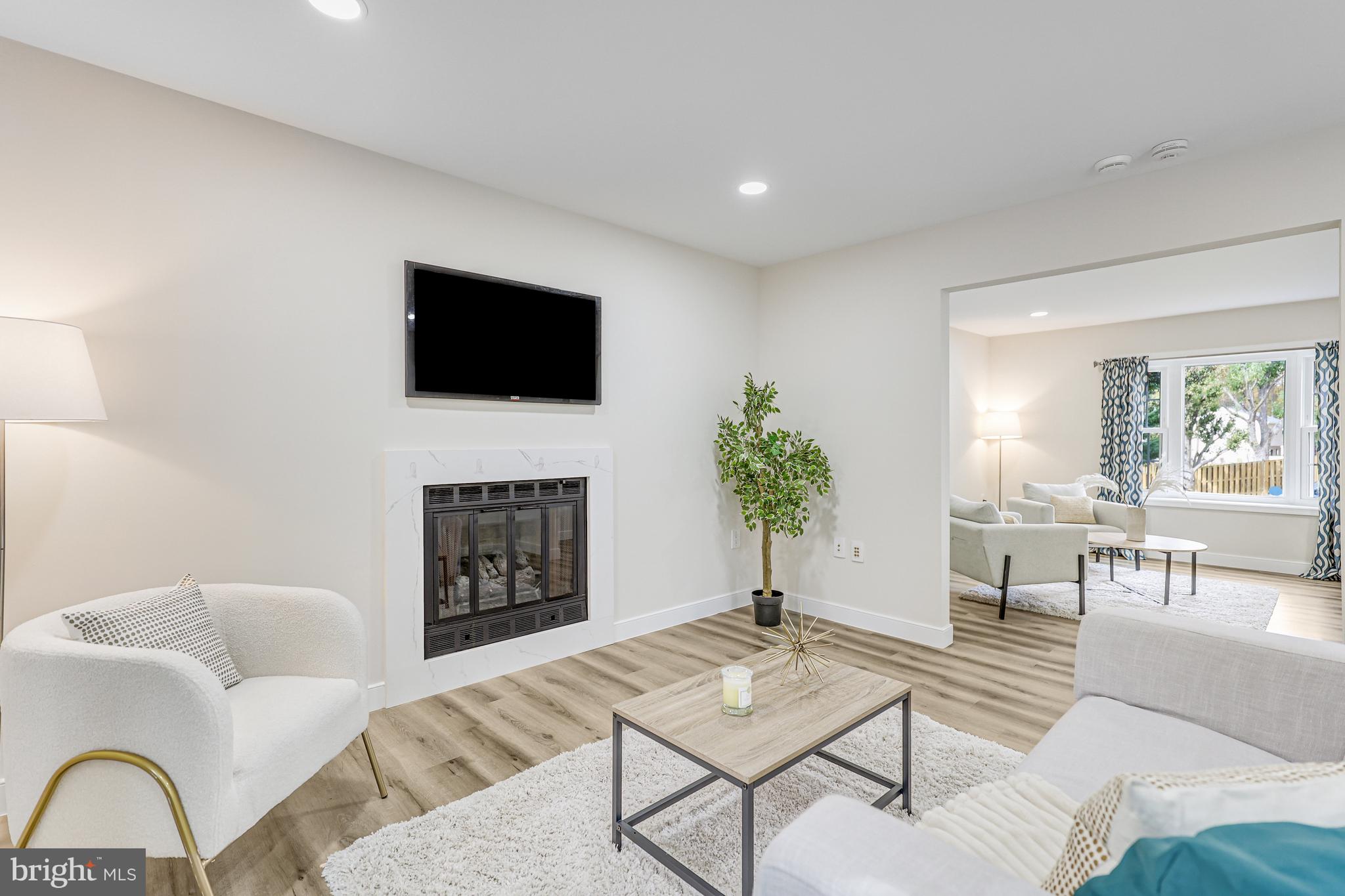 PEPPER TREE - Residential