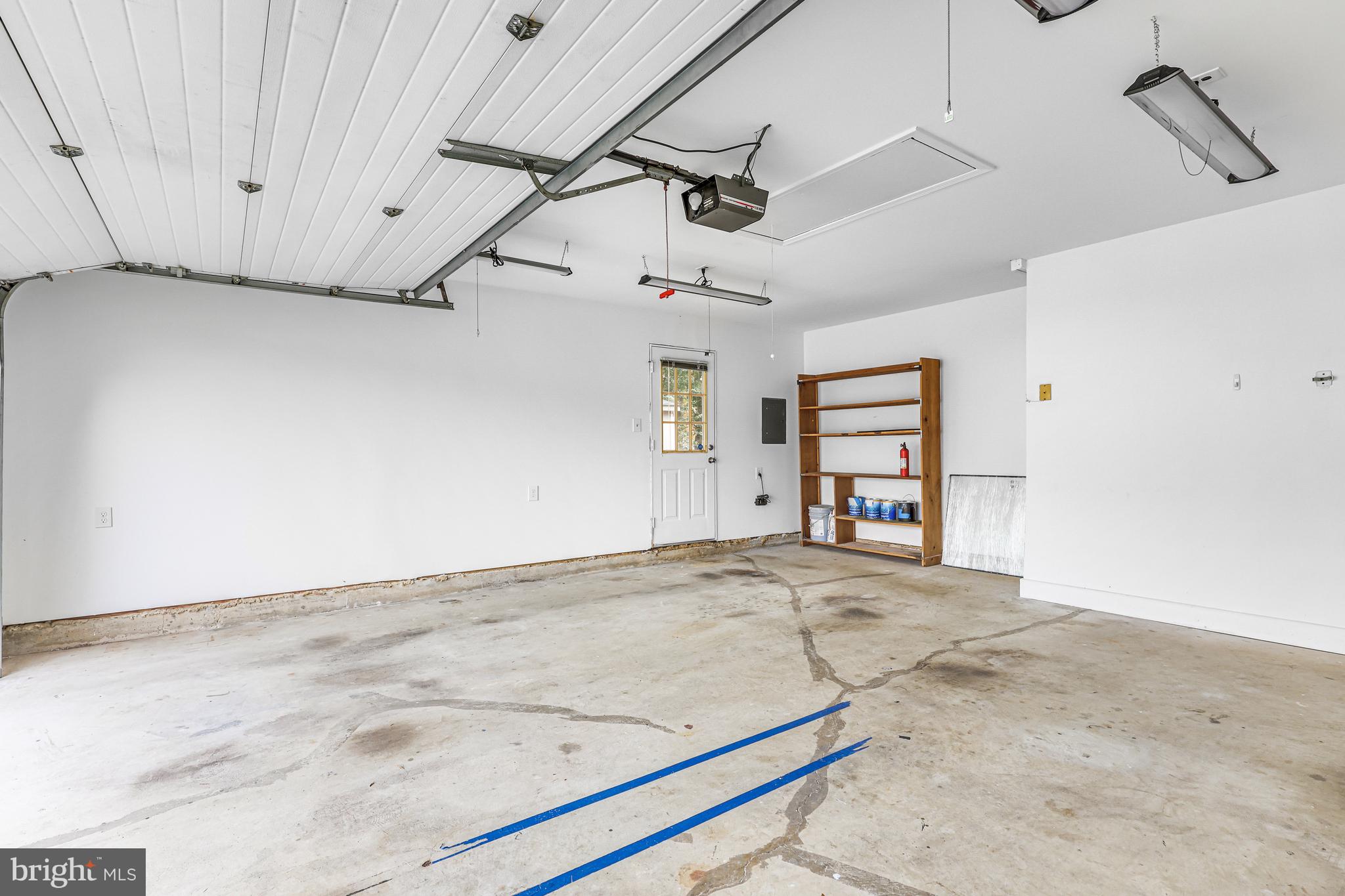 PEPPER TREE - Residential