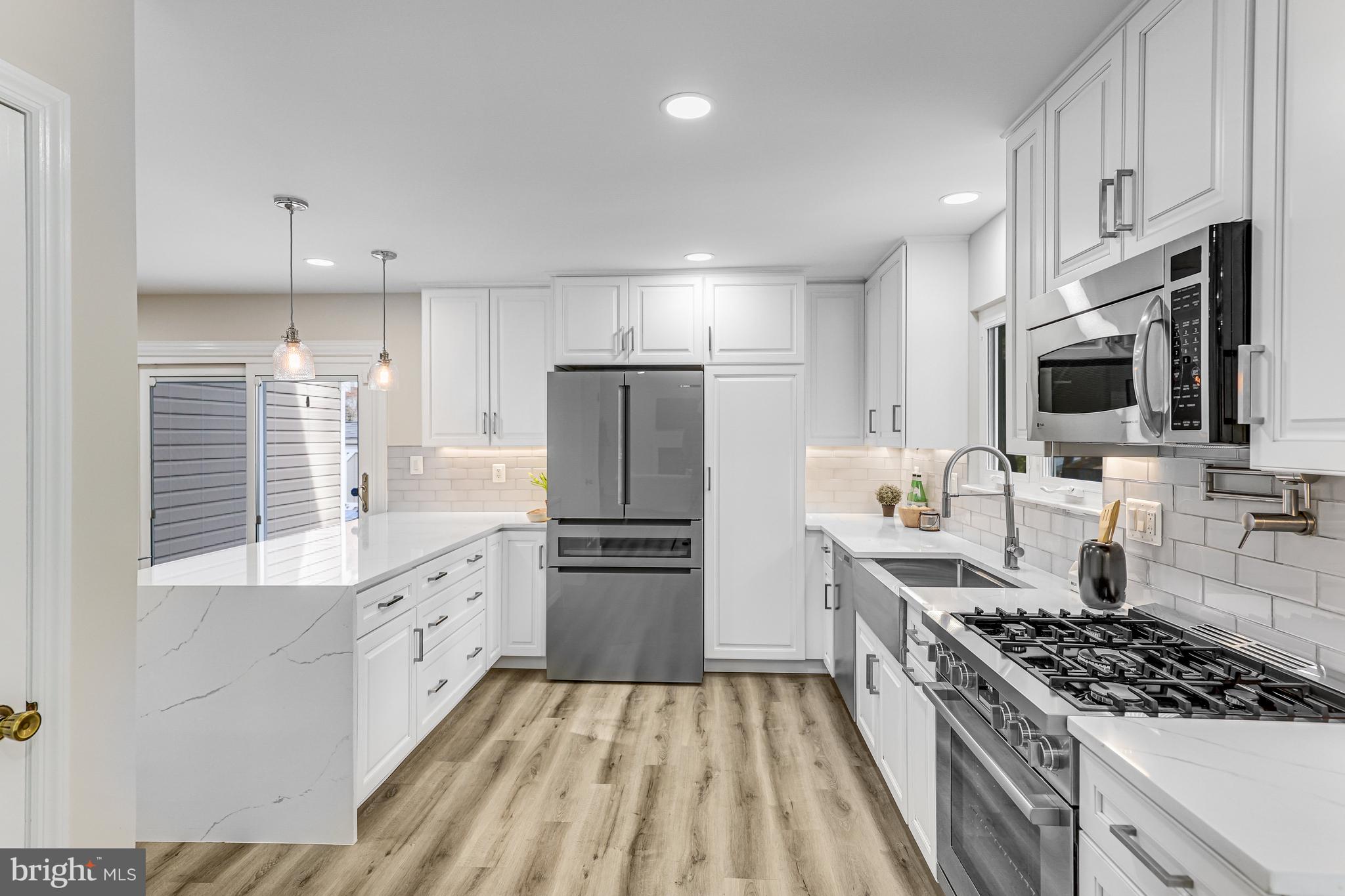 PEPPER TREE - Residential