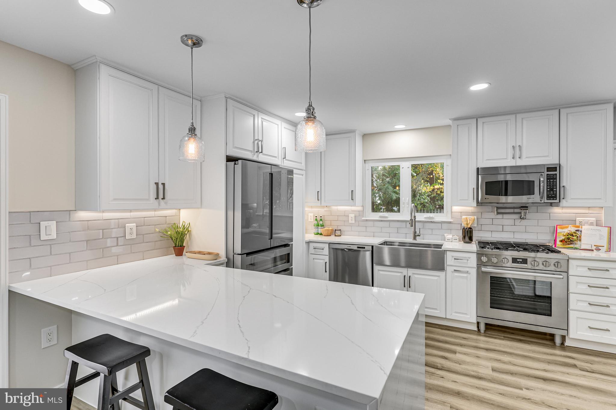 PEPPER TREE - Residential