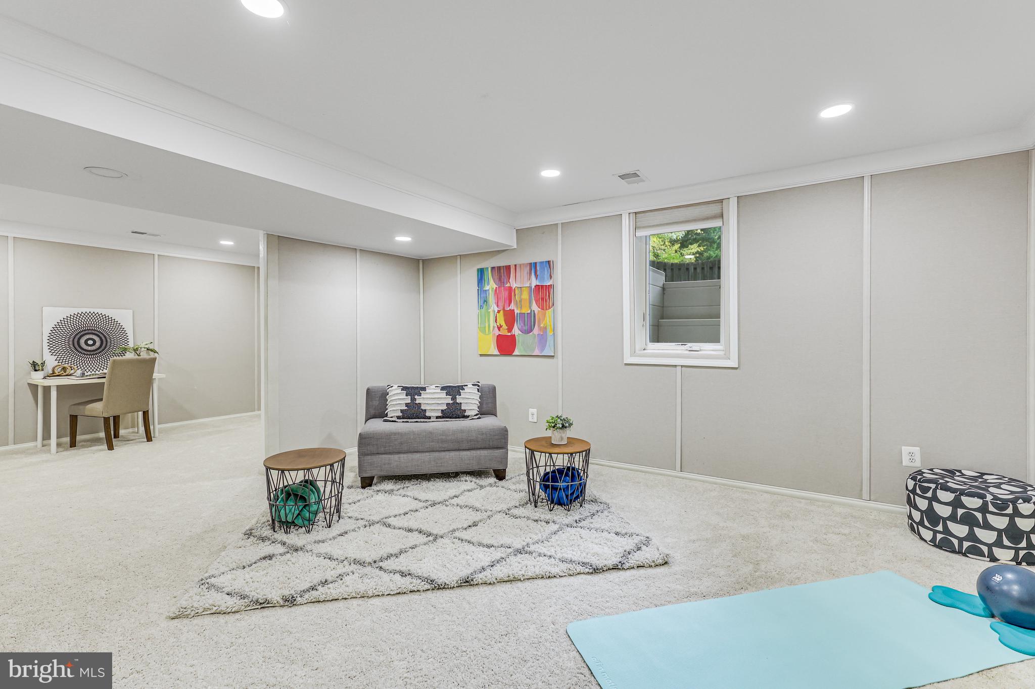 PEPPER TREE - Residential