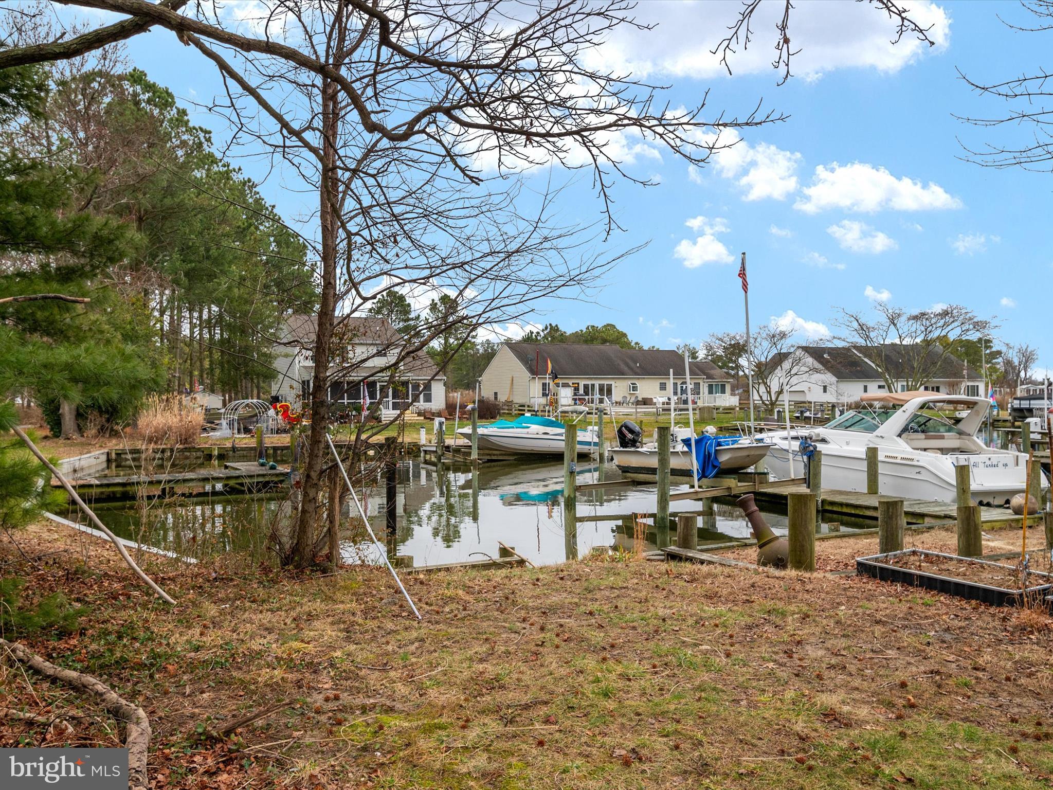 CHESTER RIVER BEACH - Residential