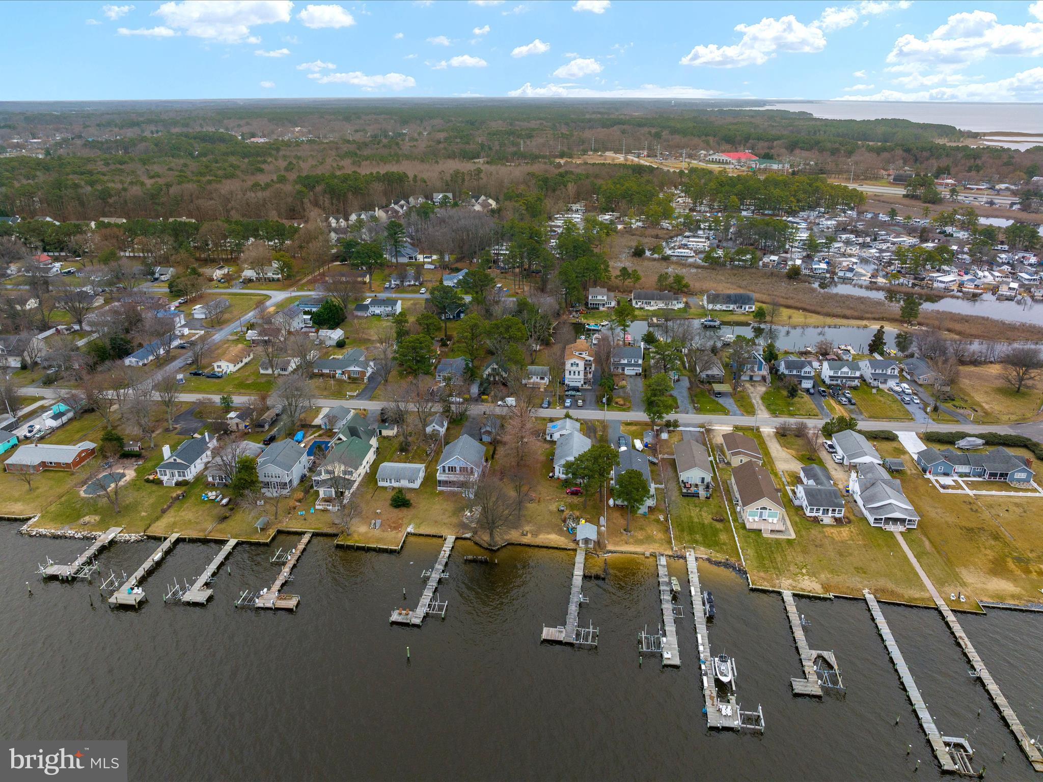CHESTER RIVER BEACH - Residential