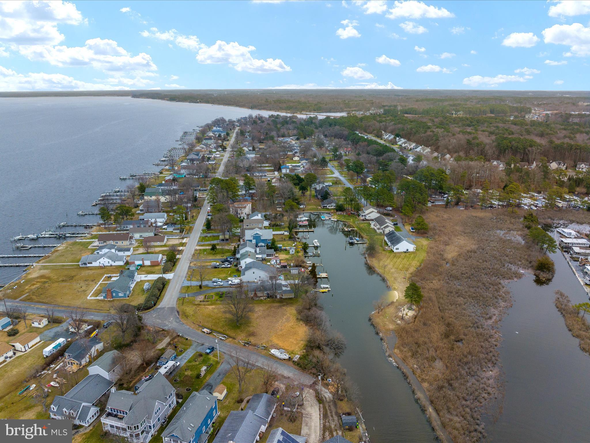 CHESTER RIVER BEACH - Residential