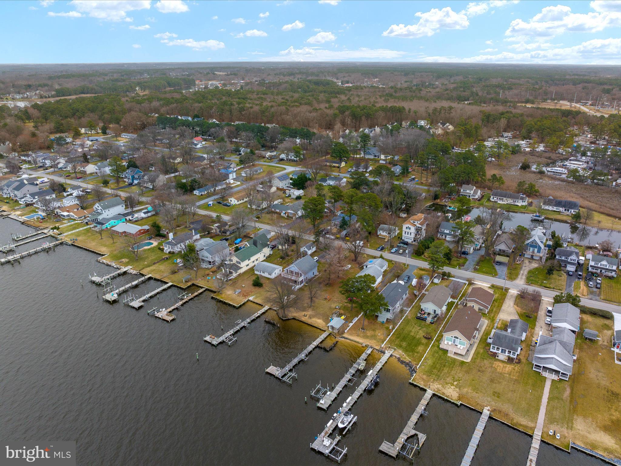 CHESTER RIVER BEACH - Residential