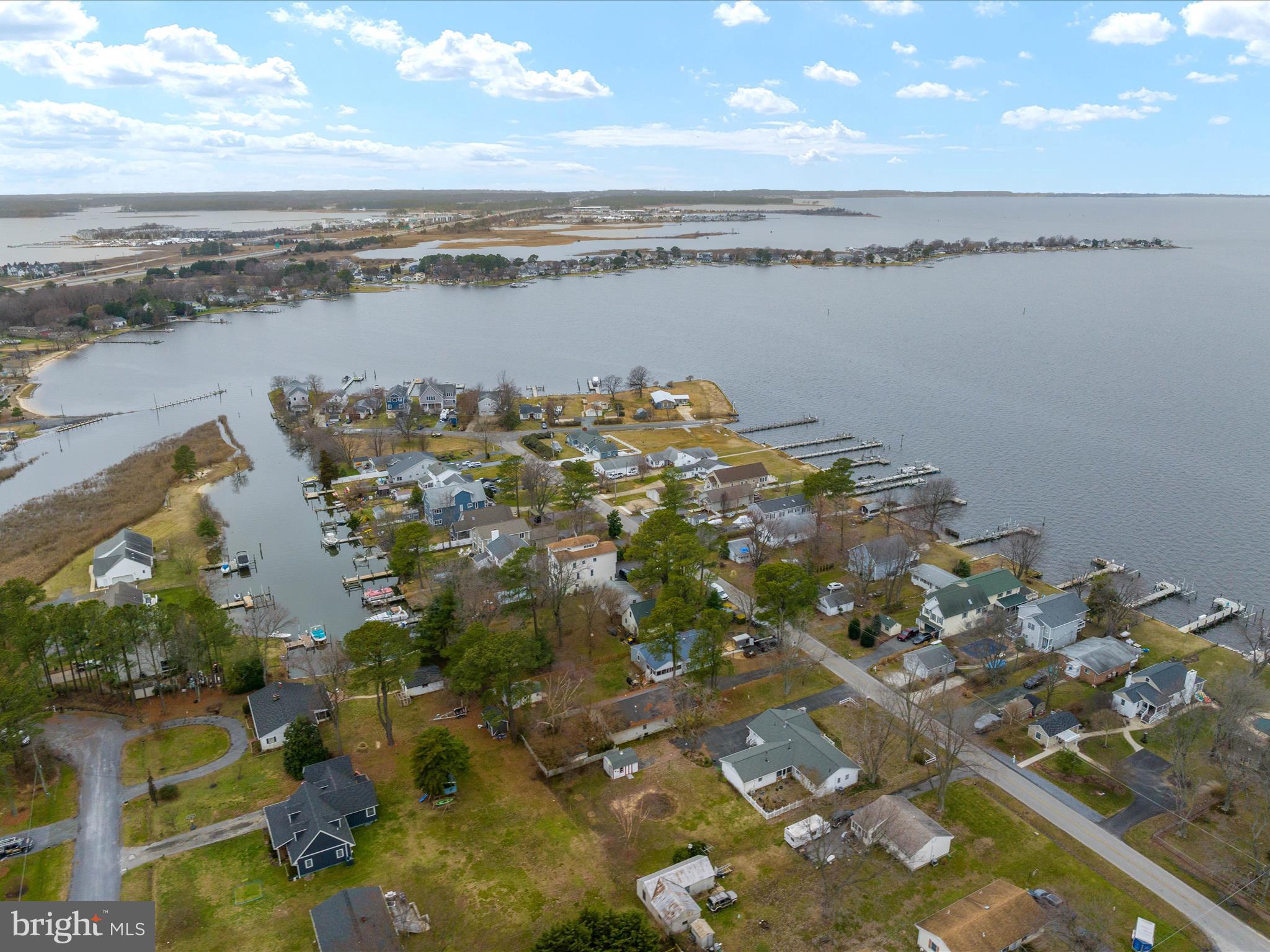 CHESTER RIVER BEACH - Residential