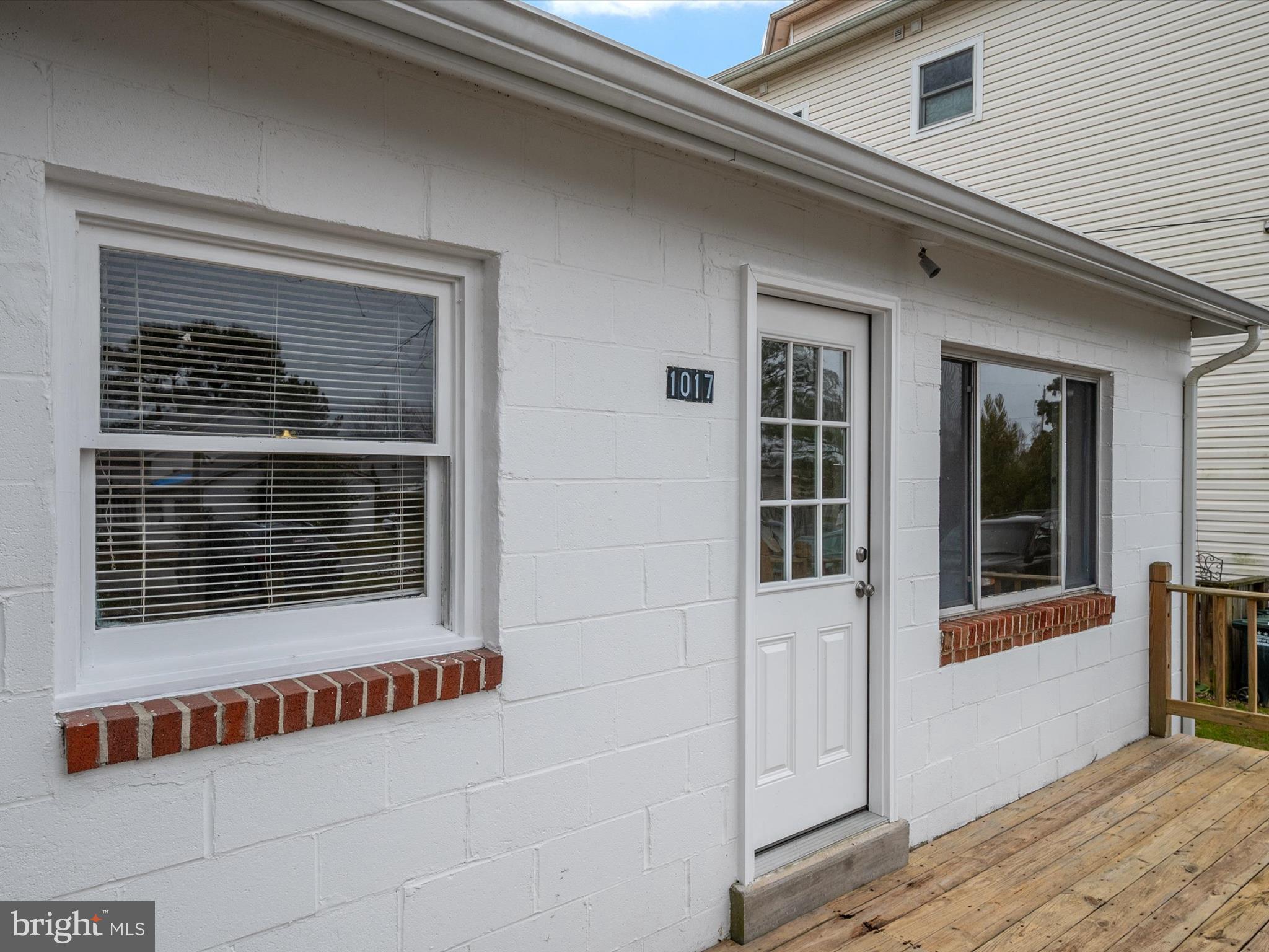 CHESTER RIVER BEACH - Residential